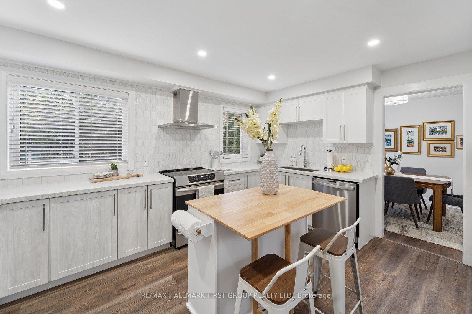 Photo 13 of 577 Creekview Circle, Pickering, West Shore — HOMEH