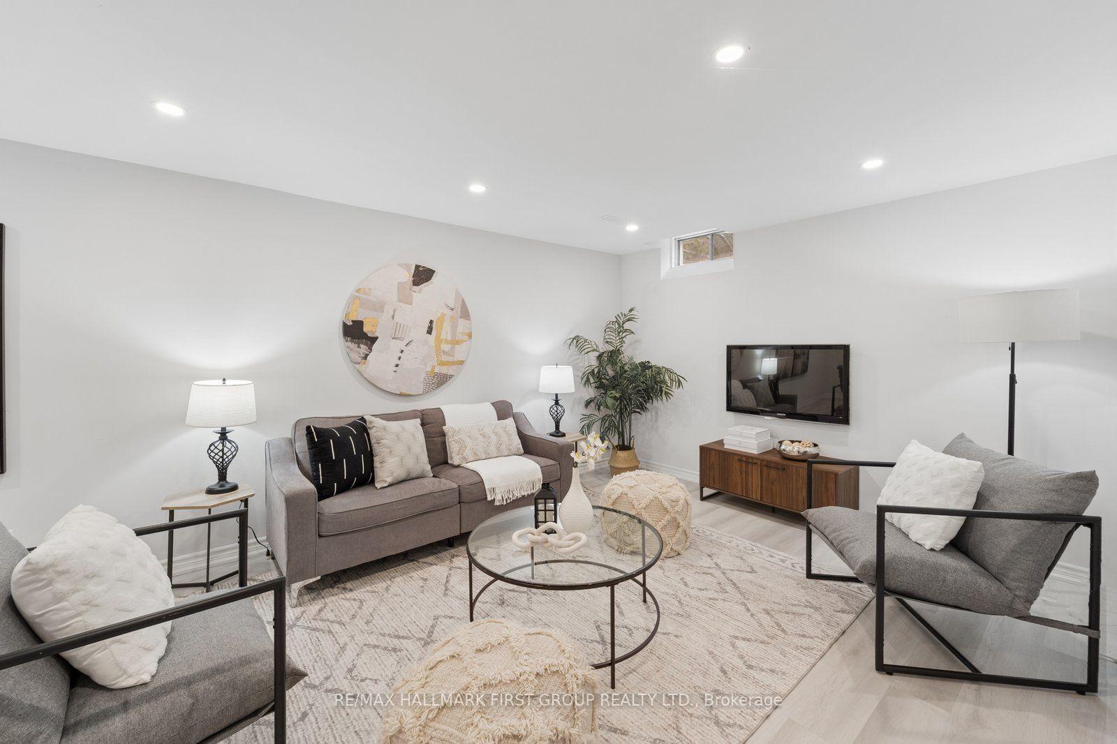 Photo 32 of 577 Creekview Circle, Pickering, West Shore — HOMEH