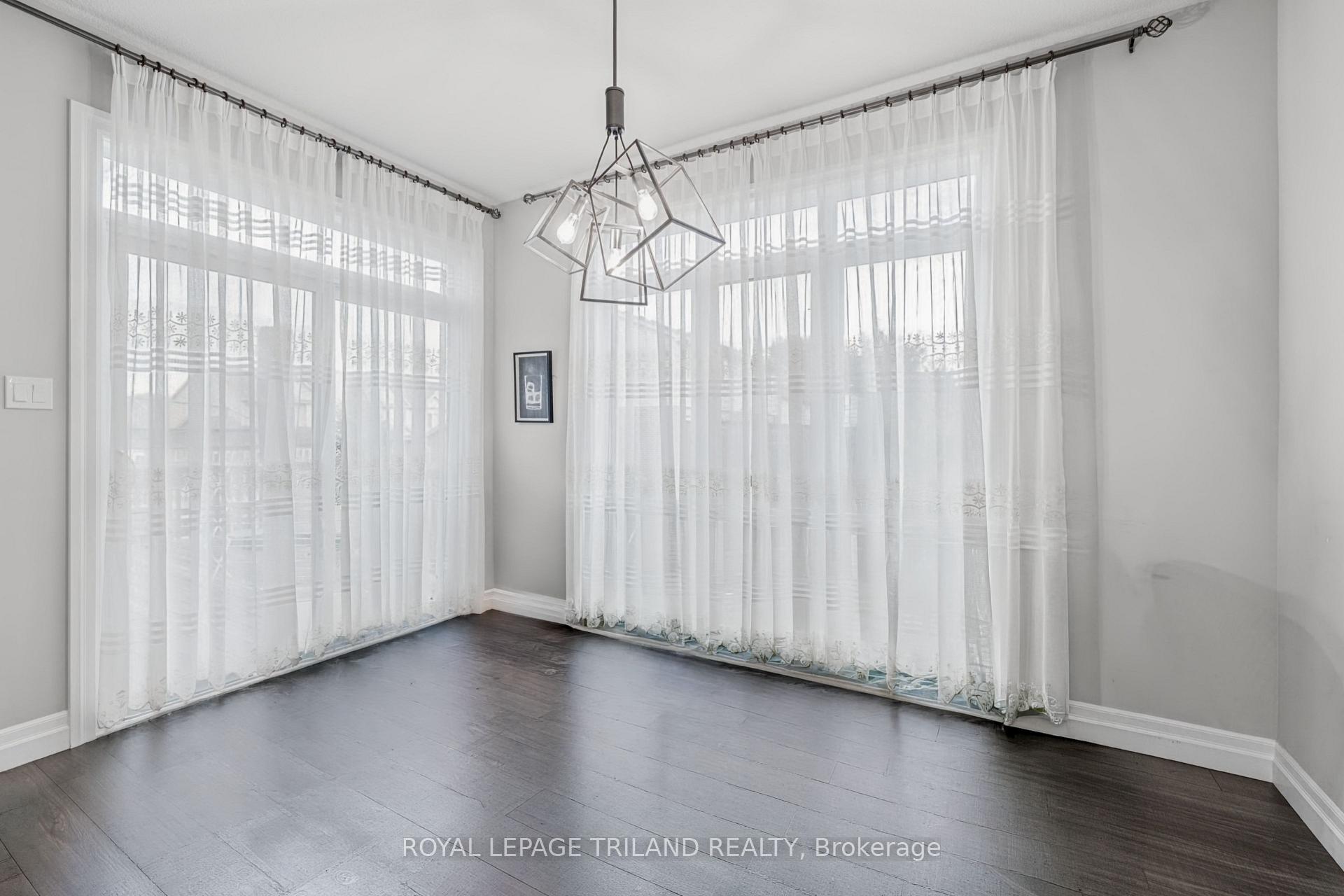 Photo 10 of Unit 167, 1061 Eagletrace Drive, London, North R — HOMEH