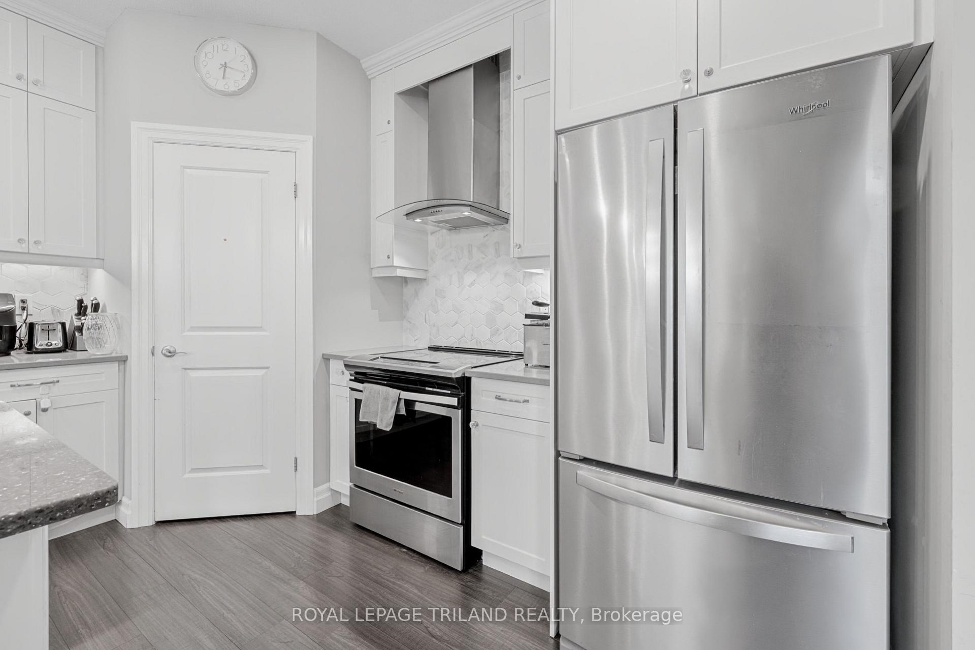 Photo 12 of Unit 167, 1061 Eagletrace Drive, London, North R — HOMEH