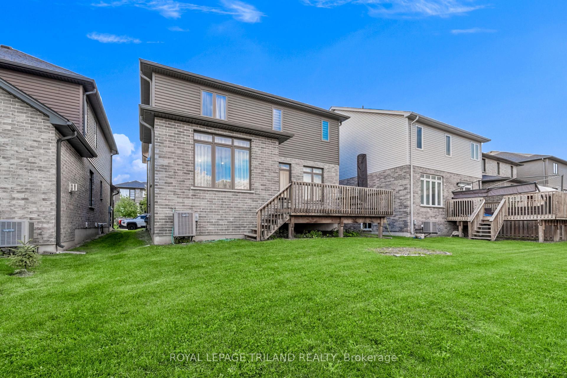 Photo 30 of Unit 167, 1061 Eagletrace Drive, London, North R — HOMEH