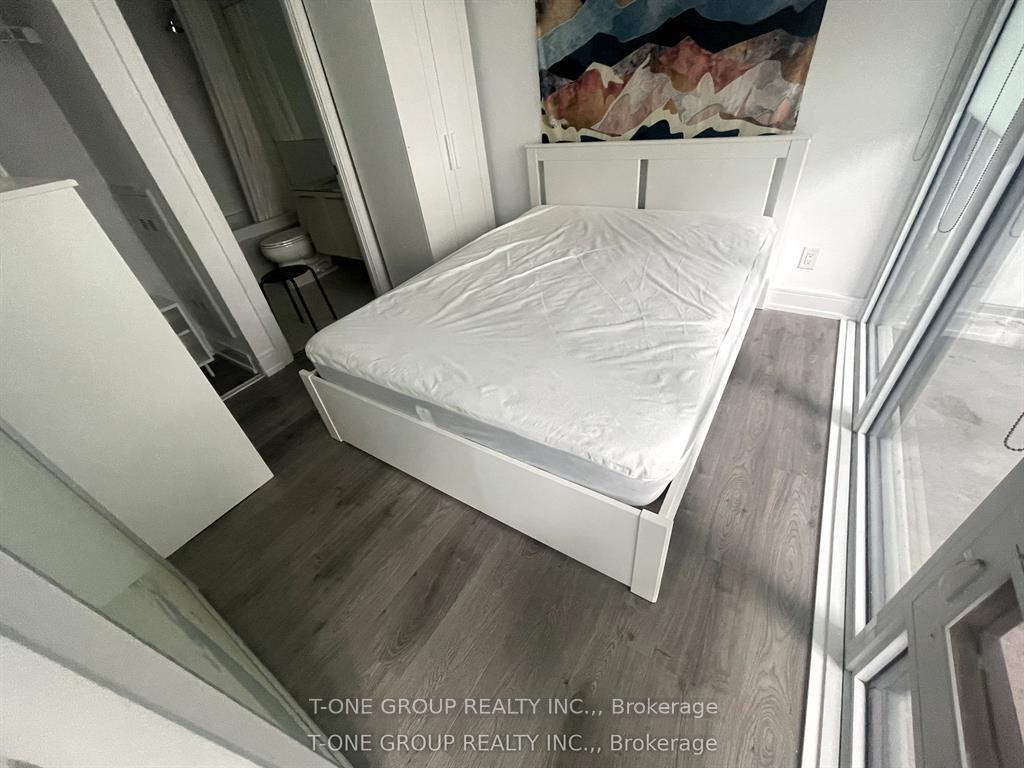 Photo 8 of Unit 1202, 42 Charles Street E, Toronto, Church-Yonge Corridor — HOMEH