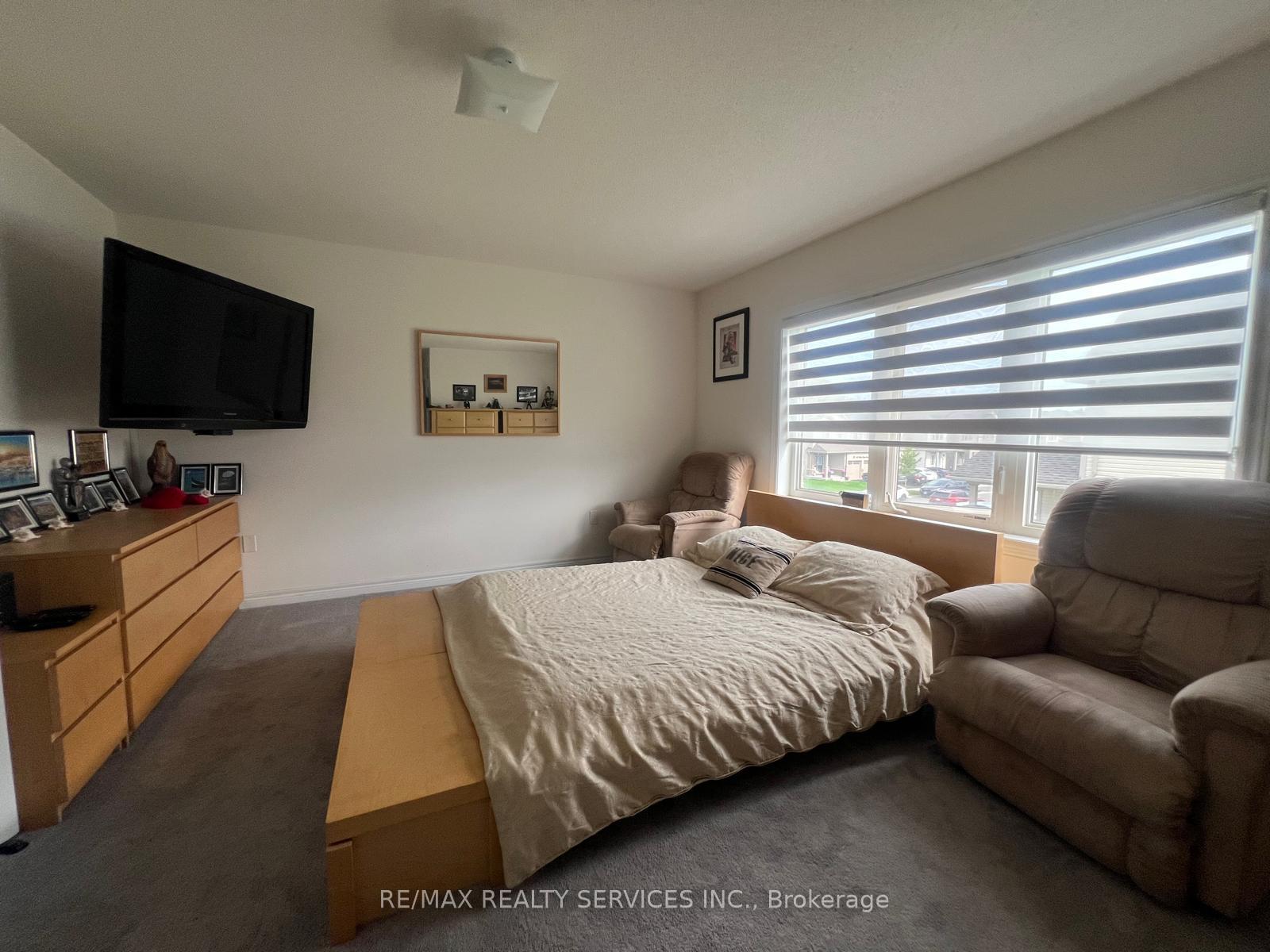Photo 18 of 734 Anishinaabe Drive, Shelburne — HOMEH