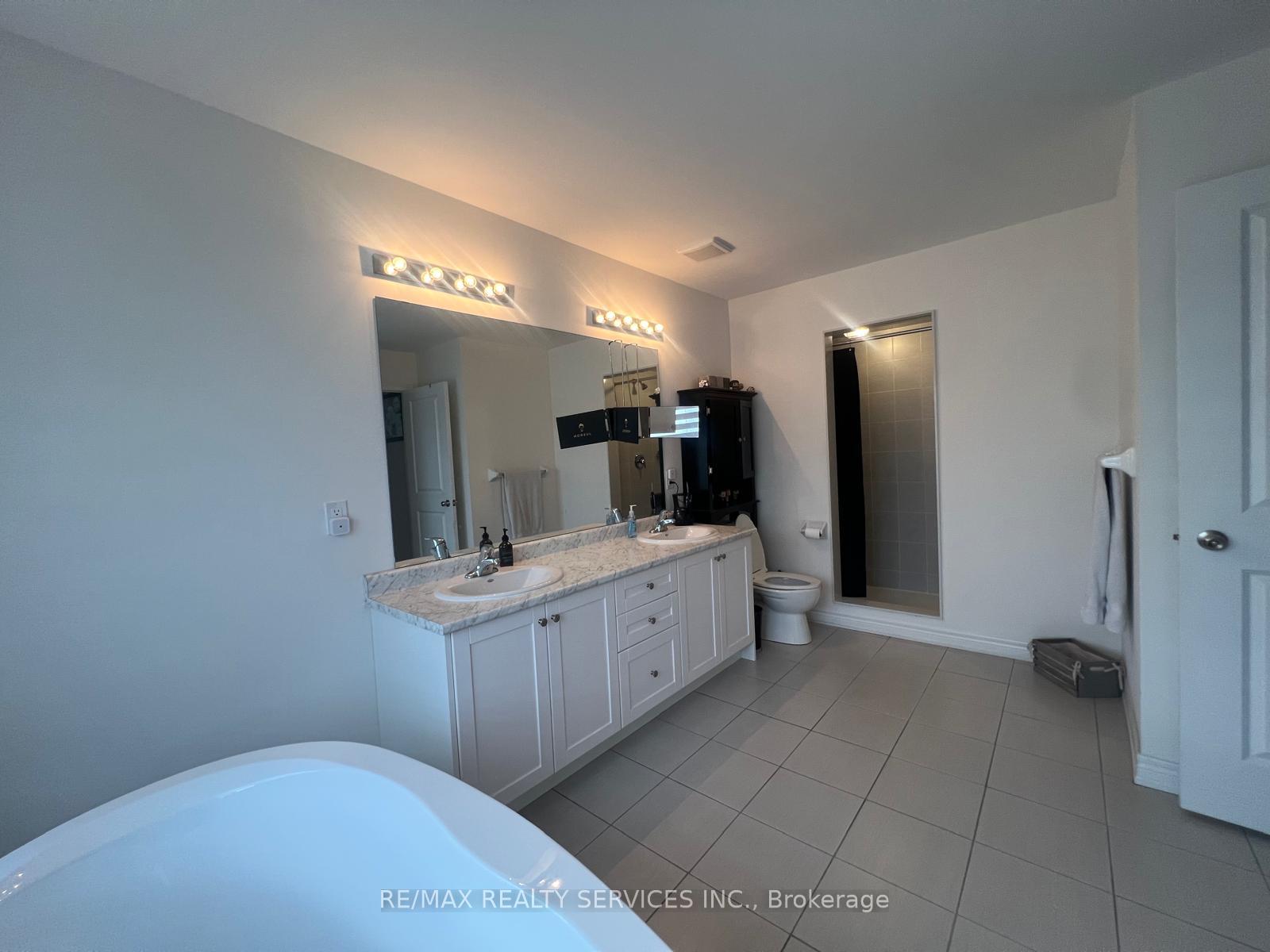 Photo 20 of 734 Anishinaabe Drive, Shelburne — HOMEH