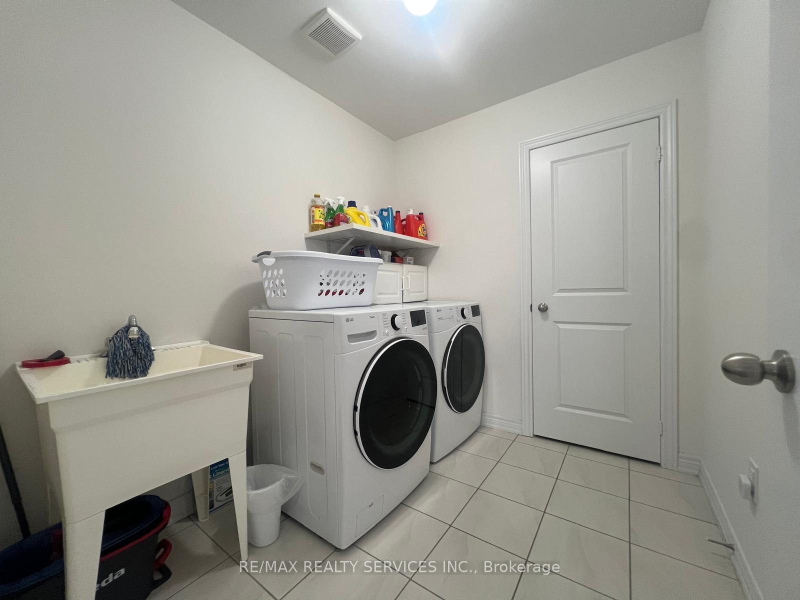 Photo 22 of 734 Anishinaabe Drive, Shelburne — HOMEH