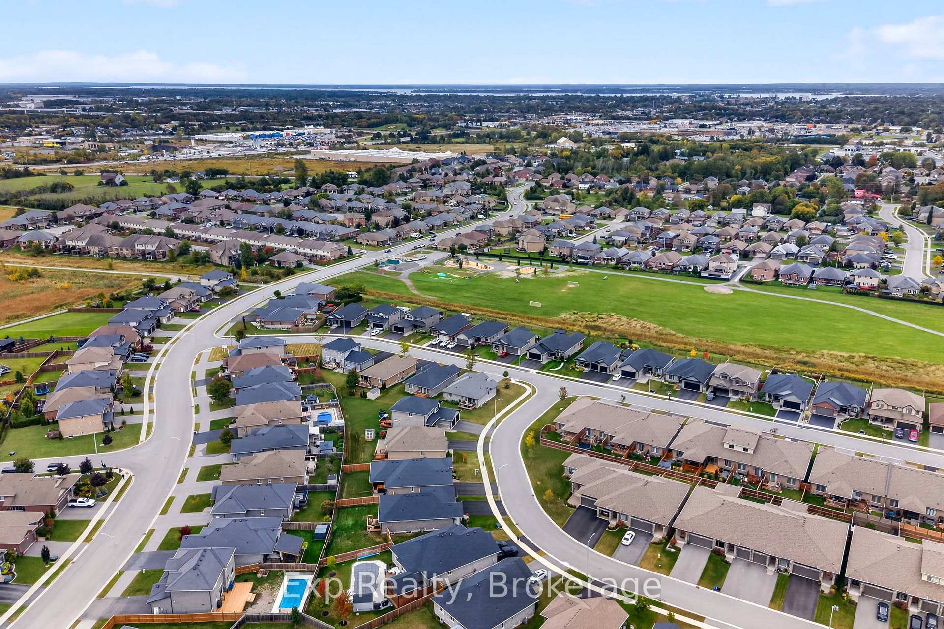 Photo 24 of 12 Covington Crescent, Belleville, Thurlow Ward — HOMEH