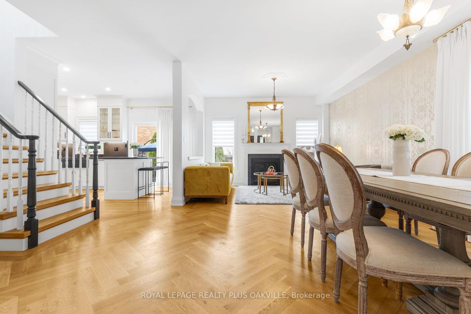 Photo 7 of 3119 Hedges Drive, Burlington, Alton — HOMEH