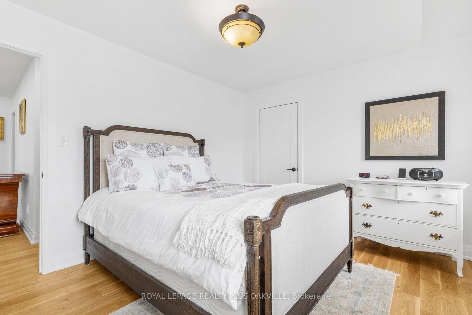 Photo 24 of 3119 Hedges Drive, Burlington, Alton — HOMEH