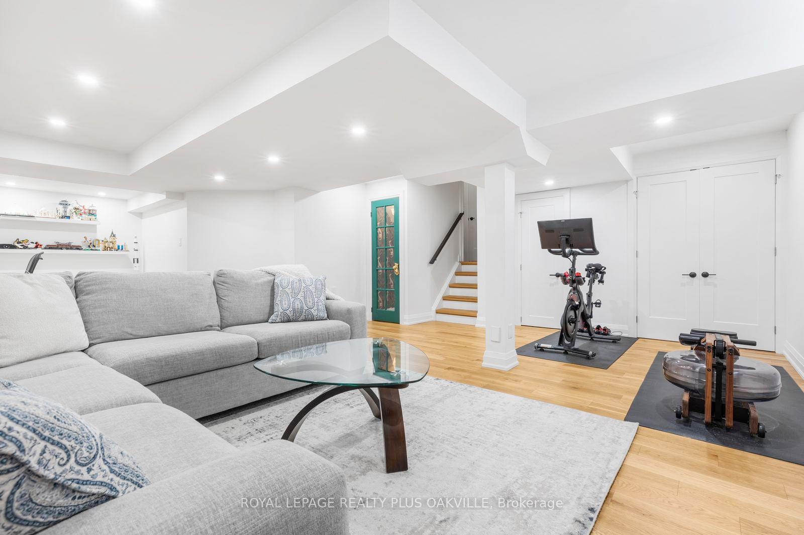 Photo 33 of 3119 Hedges Drive, Burlington, Alton — HOMEH