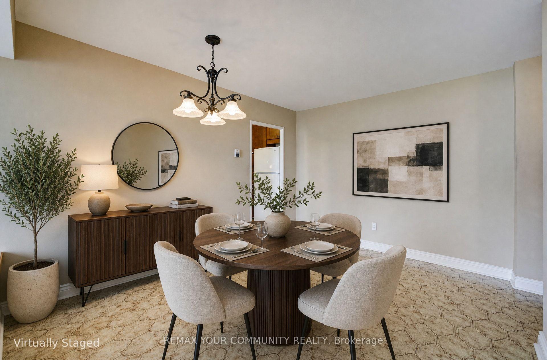 Photo 11 of Unit 711, 19 Four Winds Drive, North York, York University Heights — HOMEH