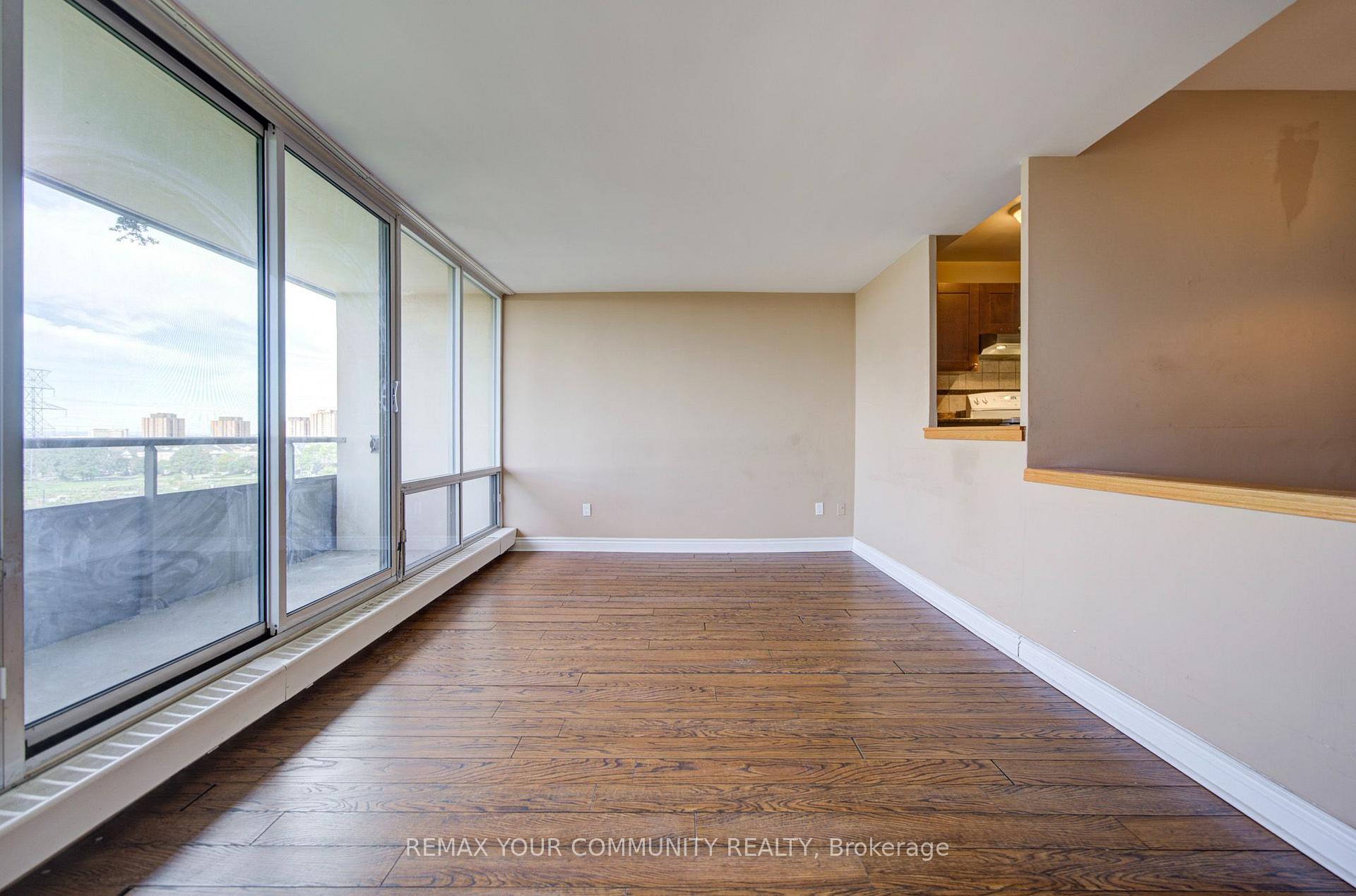 Photo 19 of Unit 711, 19 Four Winds Drive, North York, York University Heights — HOMEH