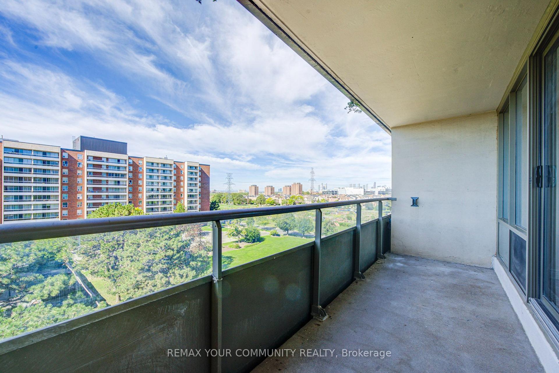 Photo 40 of Unit 711, 19 Four Winds Drive, North York, York University Heights — HOMEH