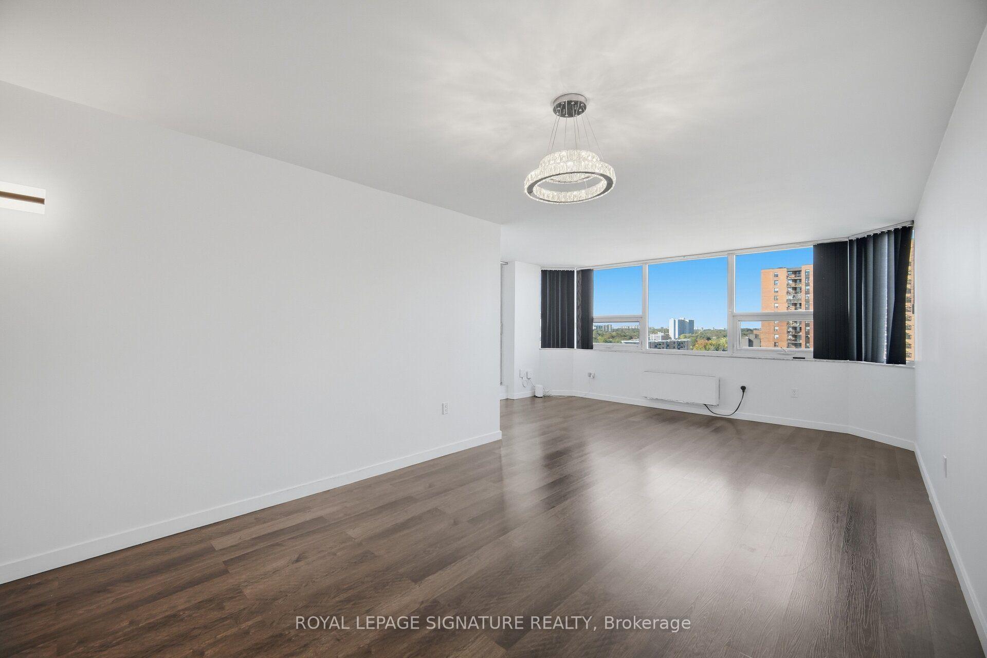 Photo 4 of Unit 1204, 121 Ling Road, Scarborough, West Hill — HOMEH