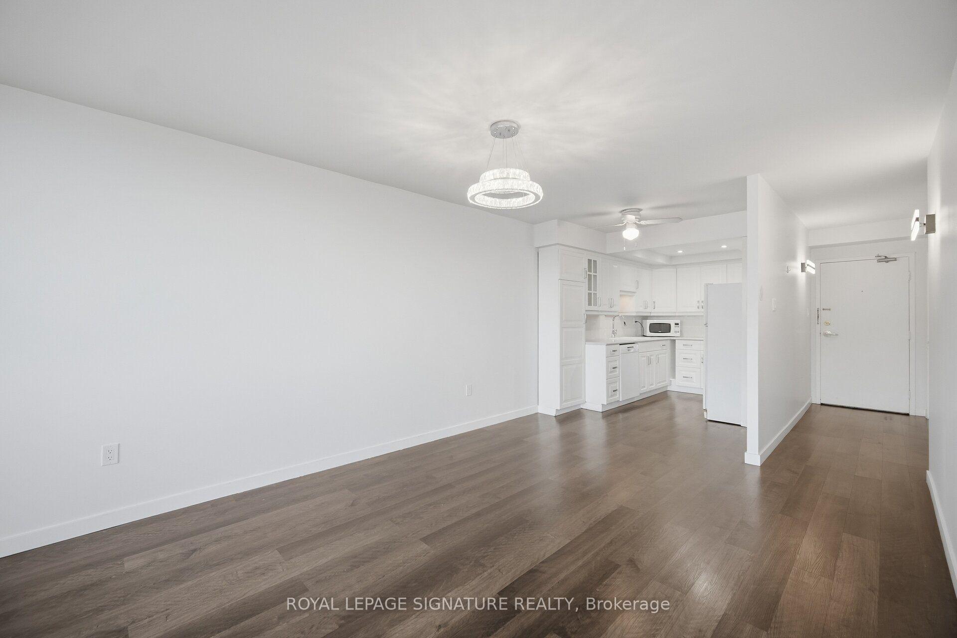 Photo 6 of Unit 1204, 121 Ling Road, Scarborough, West Hill — HOMEH