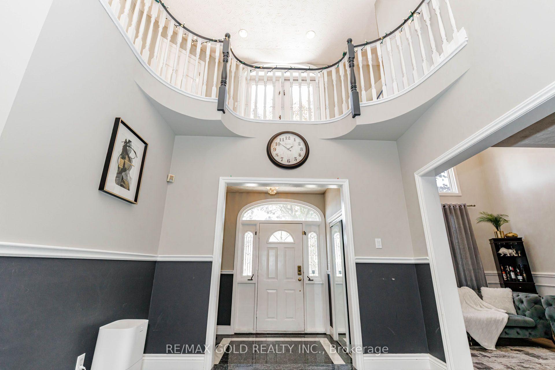 Photo 4 of 108 Montmorency Drive, Hamilton, Red Hill — HOMEH