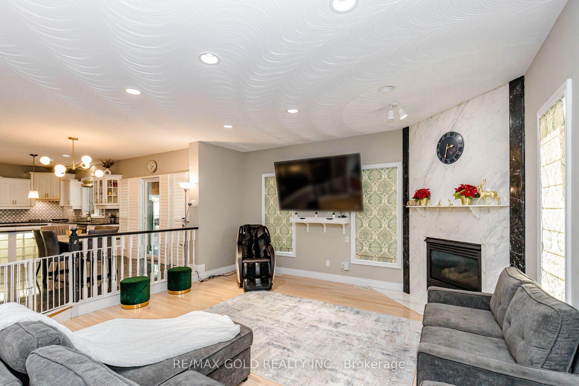 Photo 12 of 108 Montmorency Drive, Hamilton, Red Hill — HOMEH