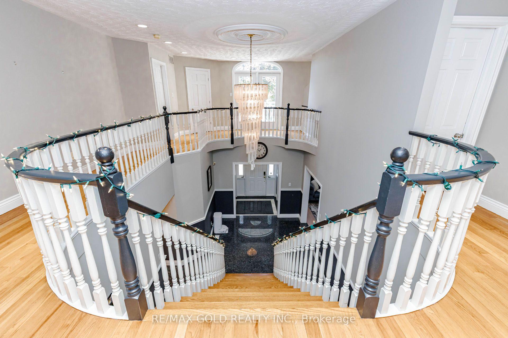 Photo 17 of 108 Montmorency Drive, Hamilton, Red Hill — HOMEH
