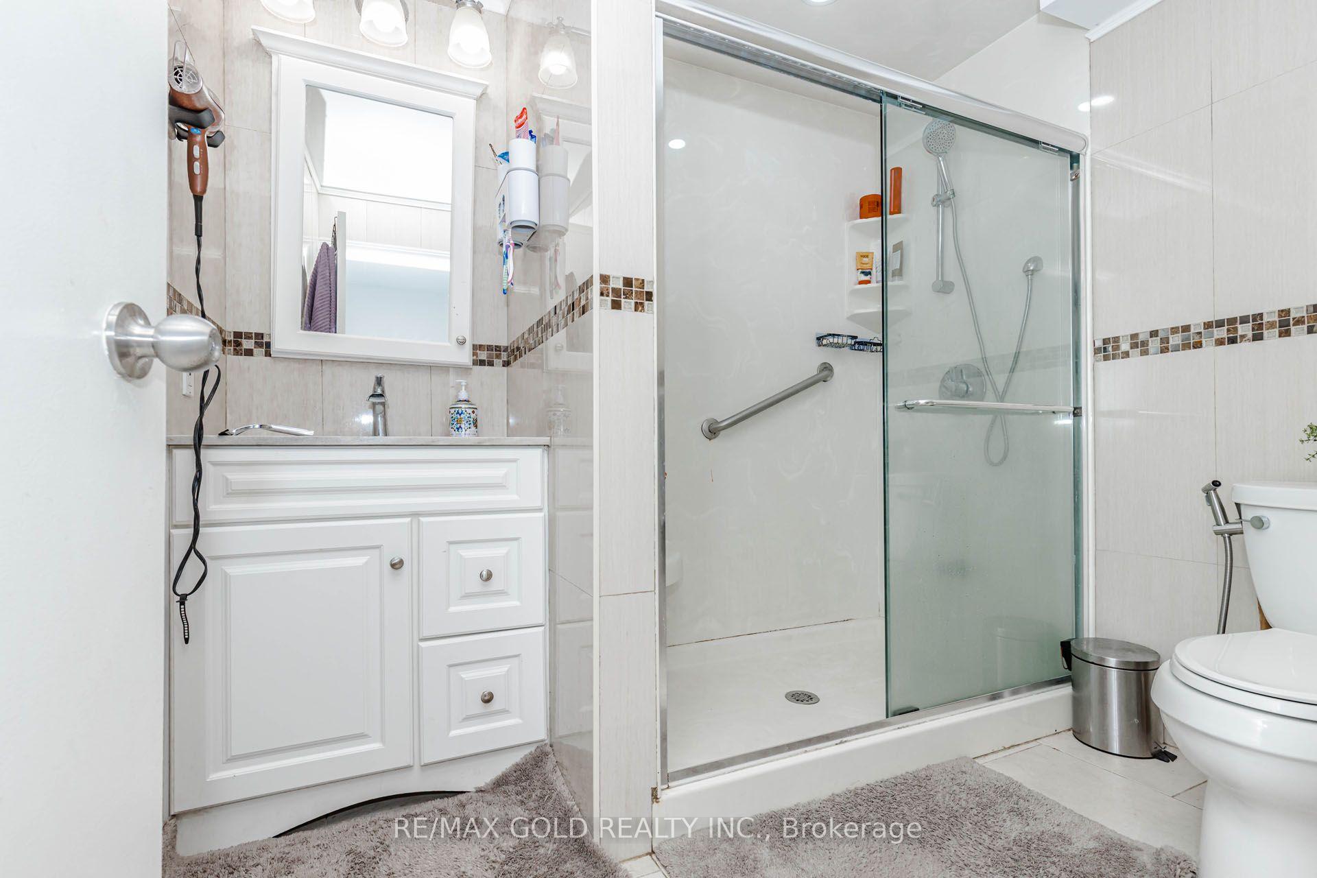 Photo 39 of 108 Montmorency Drive, Hamilton, Red Hill — HOMEH