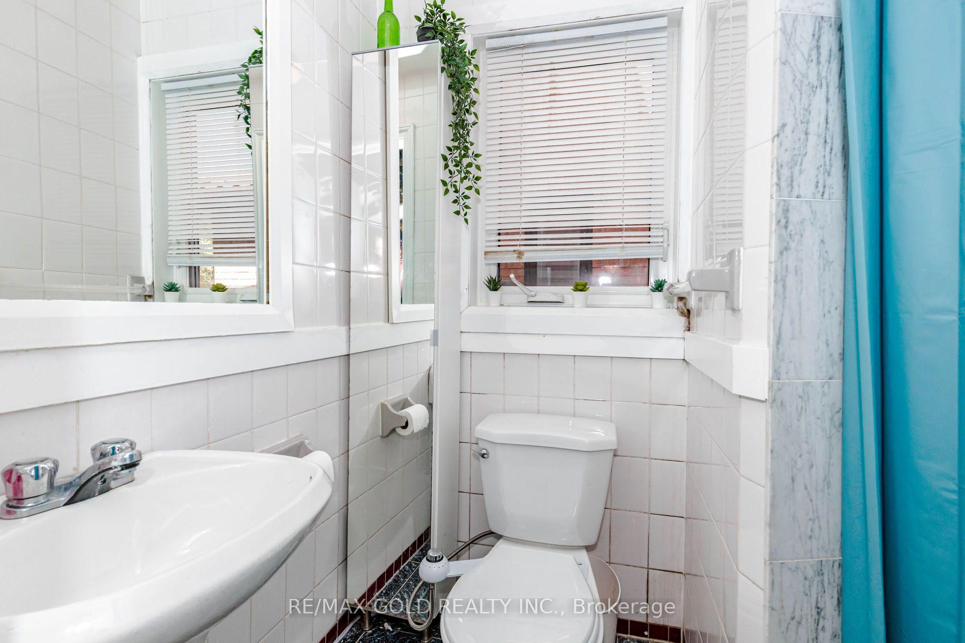 Photo 44 of 108 Montmorency Drive, Hamilton, Red Hill — HOMEH