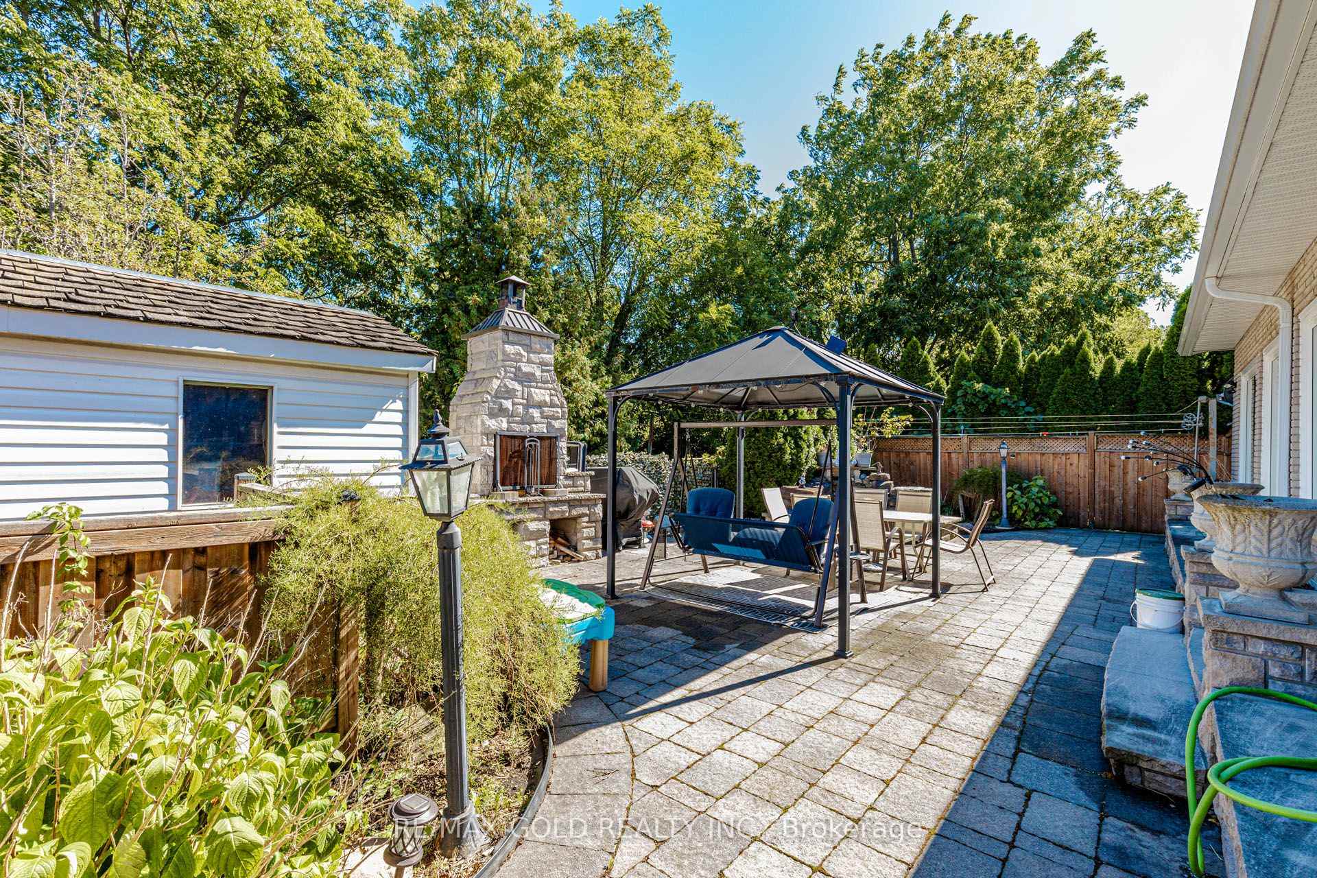 Photo 46 of 108 Montmorency Drive, Hamilton, Red Hill — HOMEH