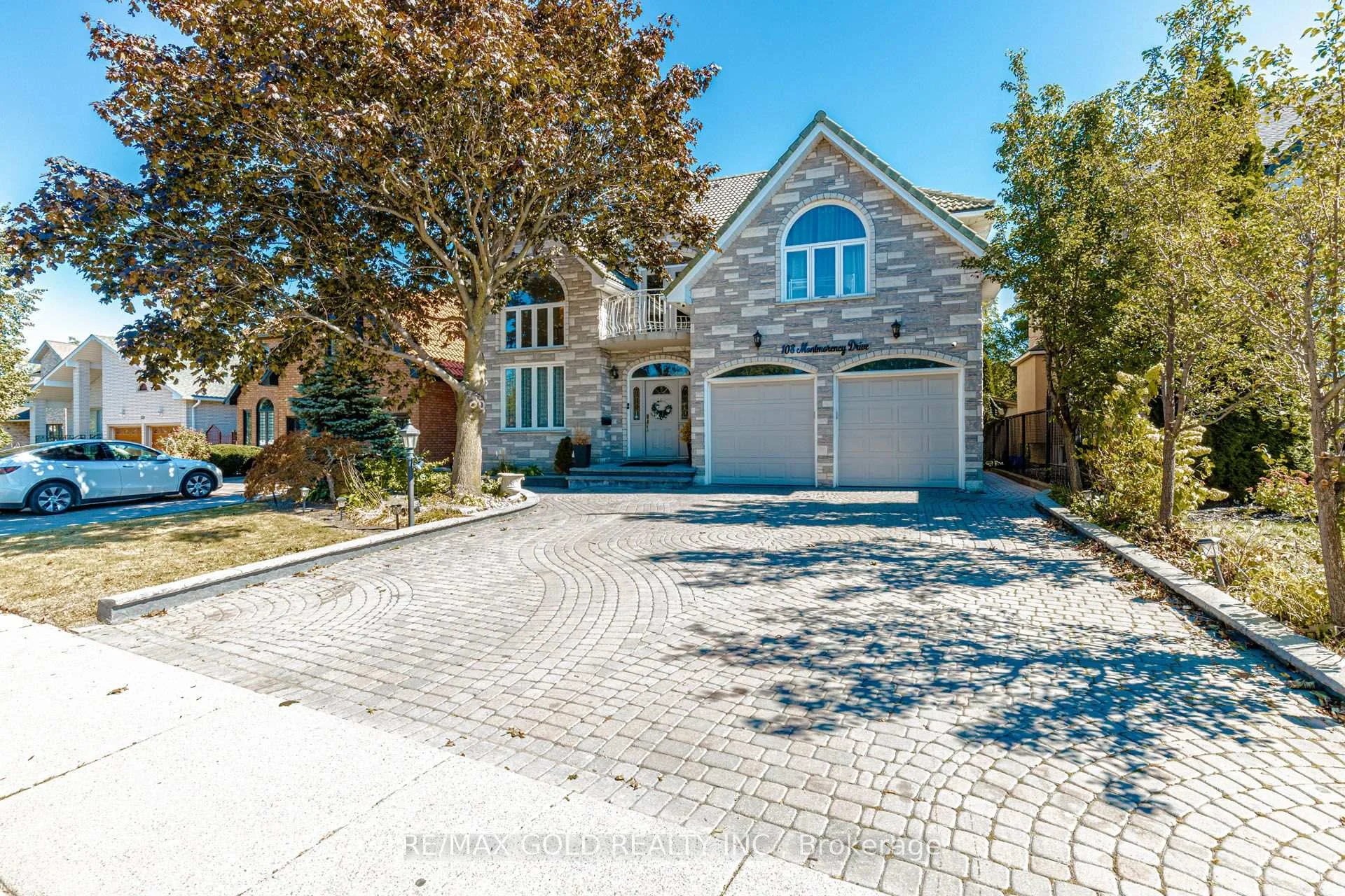 Photo 2 of 108 Montmorency Drive, Hamilton, Red Hill — HOMEH