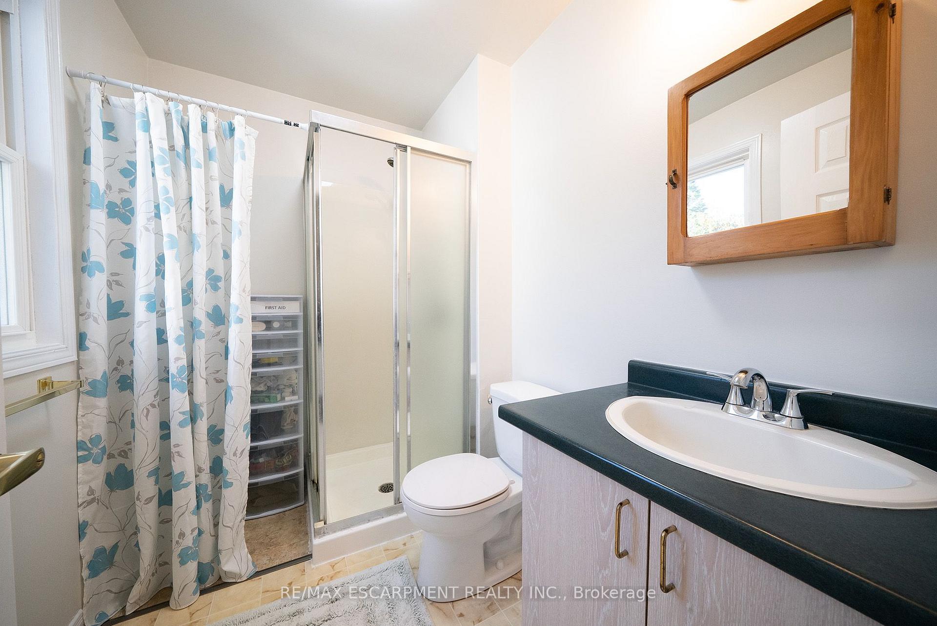Photo 12 of 89 Salisbury Avenue, Brantford, Eagle Place — HOMEH
