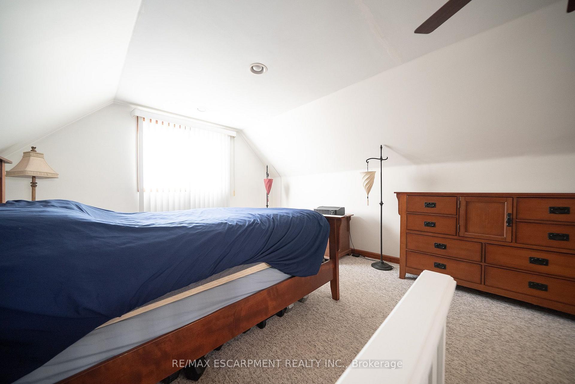 Photo 16 of 89 Salisbury Avenue, Brantford, Eagle Place — HOMEH