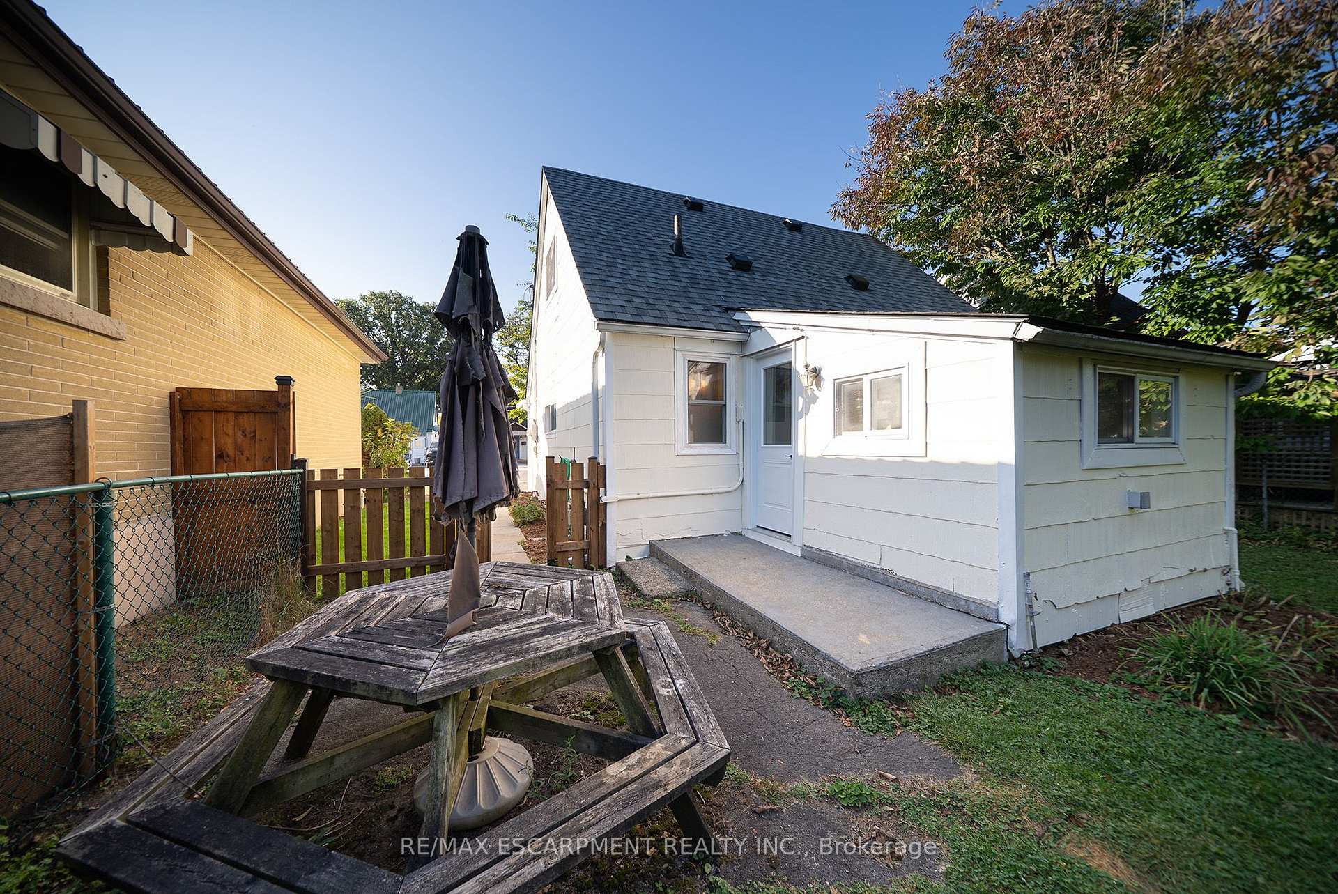Photo 22 of 89 Salisbury Avenue, Brantford, Eagle Place — HOMEH