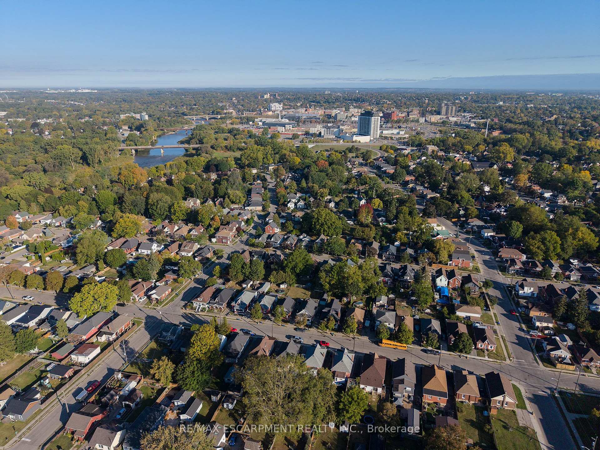 Photo 24 of 89 Salisbury Avenue, Brantford, Eagle Place — HOMEH