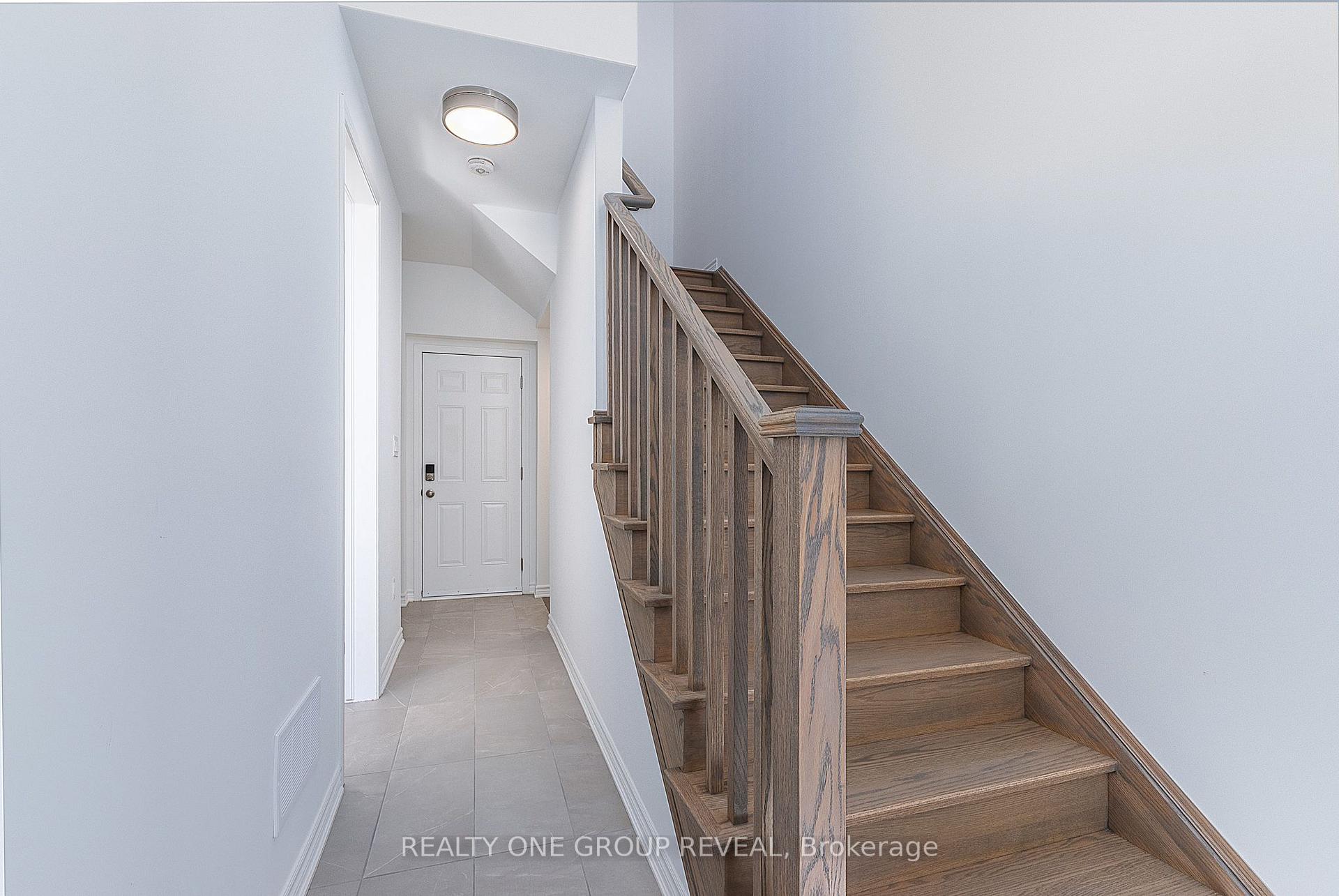 Photo 5 of 314 Stony Hill Boulevard, Markham, Rural Markham — HOMEH