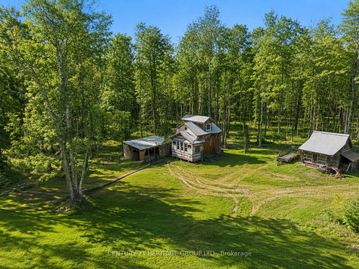 Photo 15 of 580223 Sideroad 60, Chatsworth — HOMEH