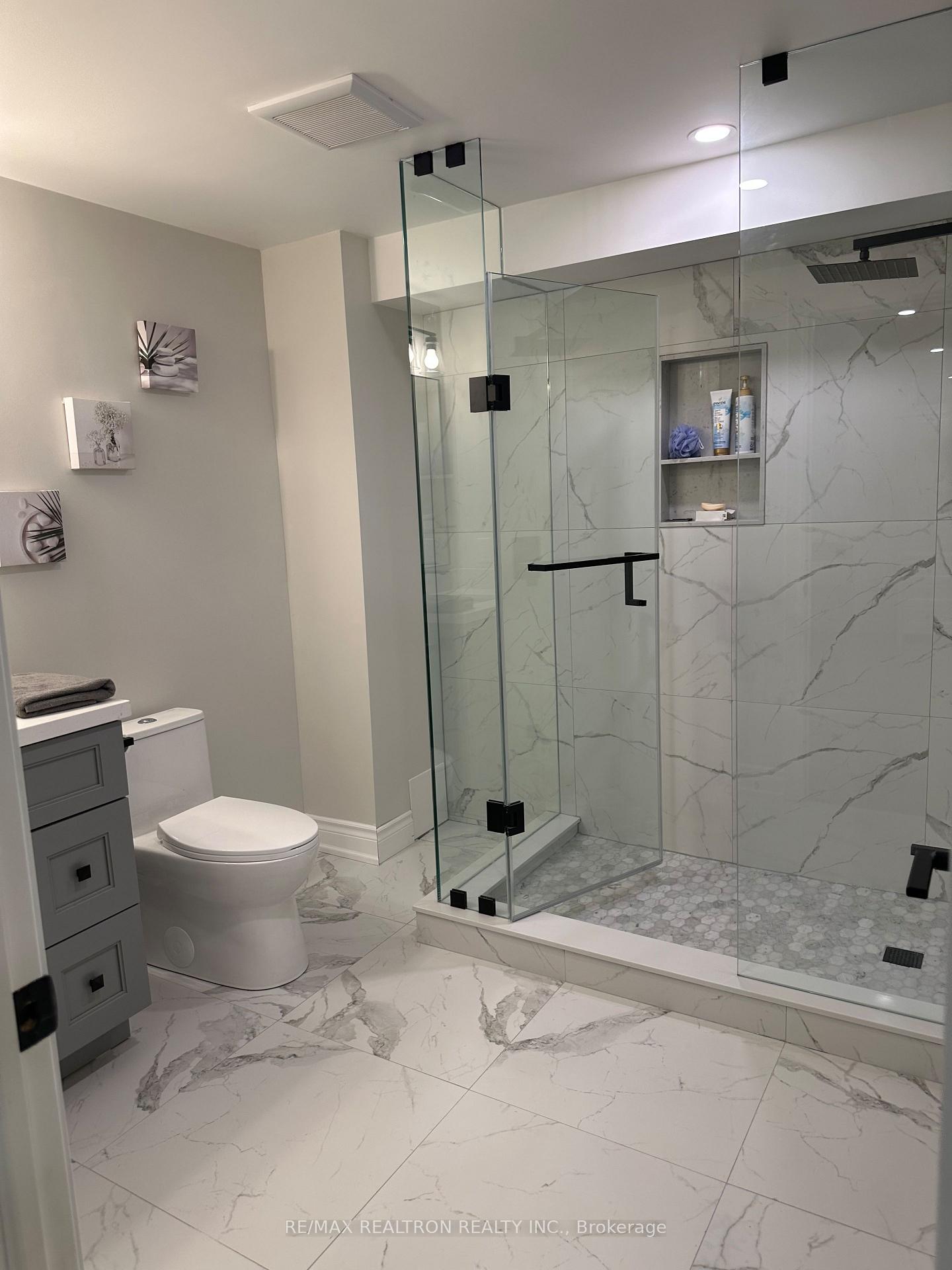 Photo 7 of Unit Bsmt, 111 Spring Blossom Crescent, Markham, Cachet — HOMEH