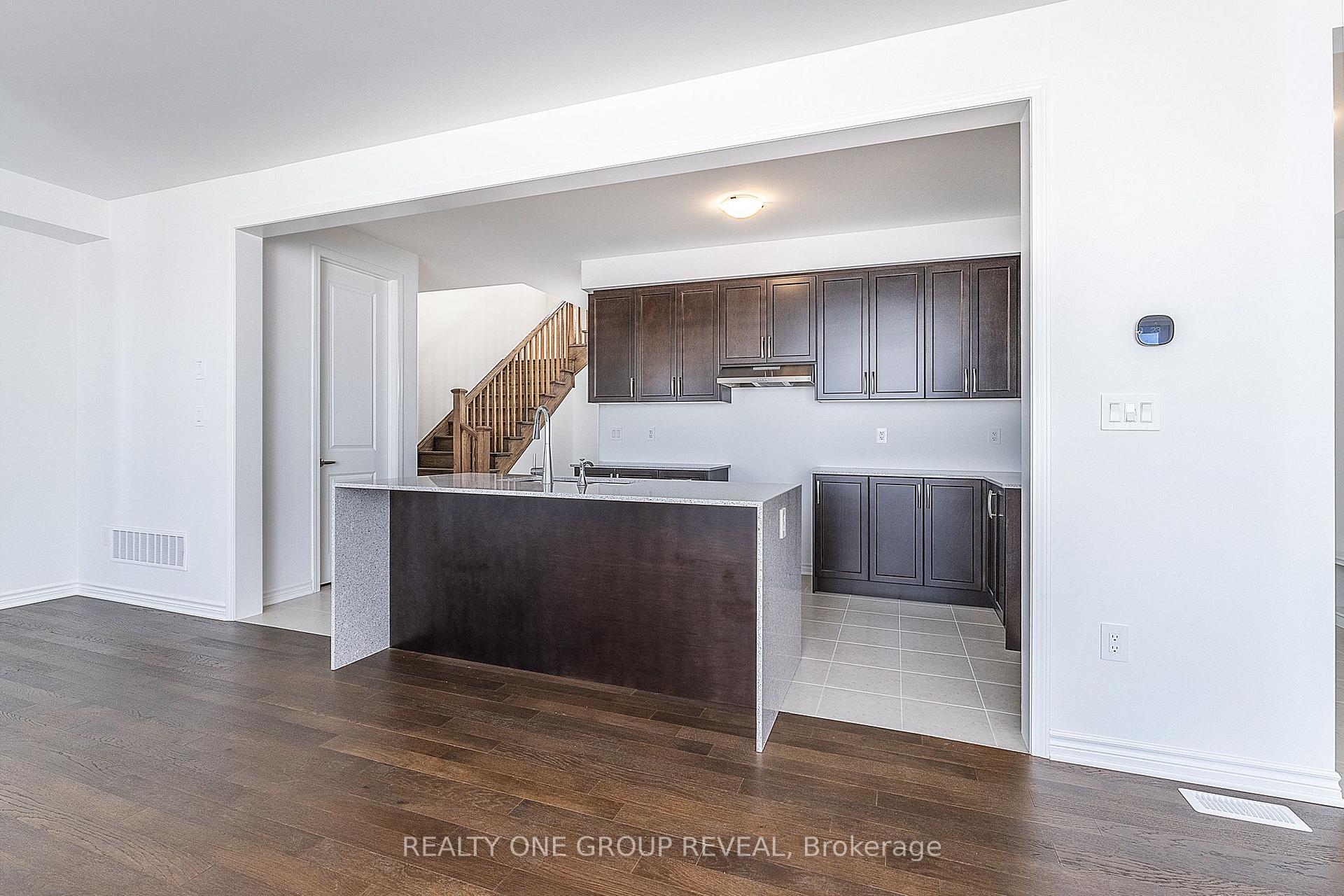 Photo 10 of 3435 Deepglade Path, Pickering, Rural Pickering — HOMEH