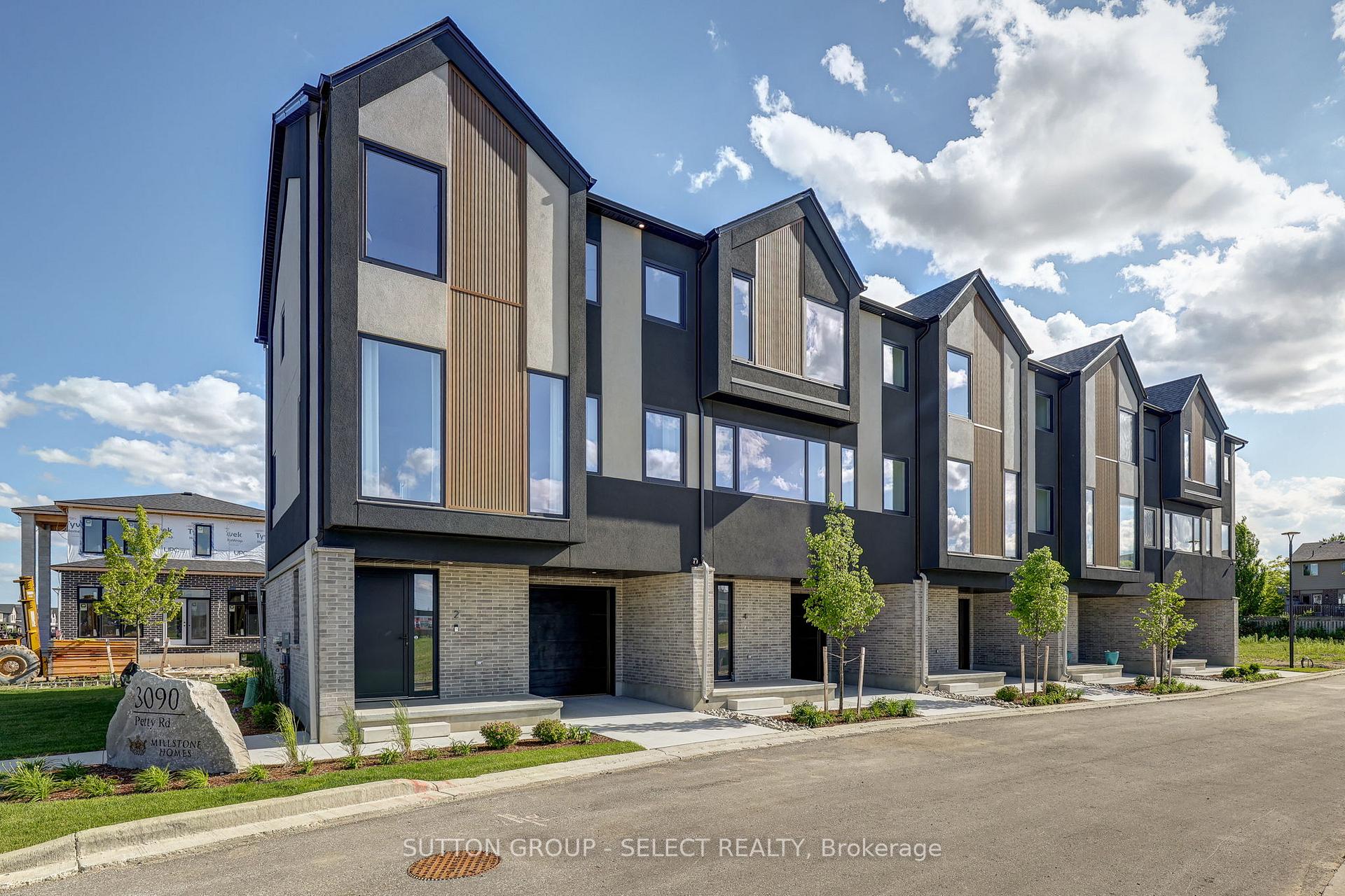 Photo 2 of Unit 4, 3090 Petty Road, London, South V — HOMEH