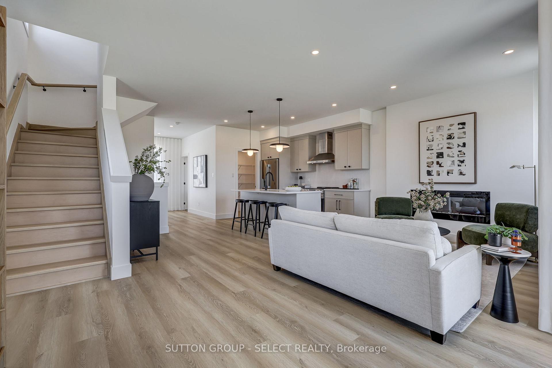 Photo 10 of Unit 4, 3090 Petty Road, London, South V — HOMEH