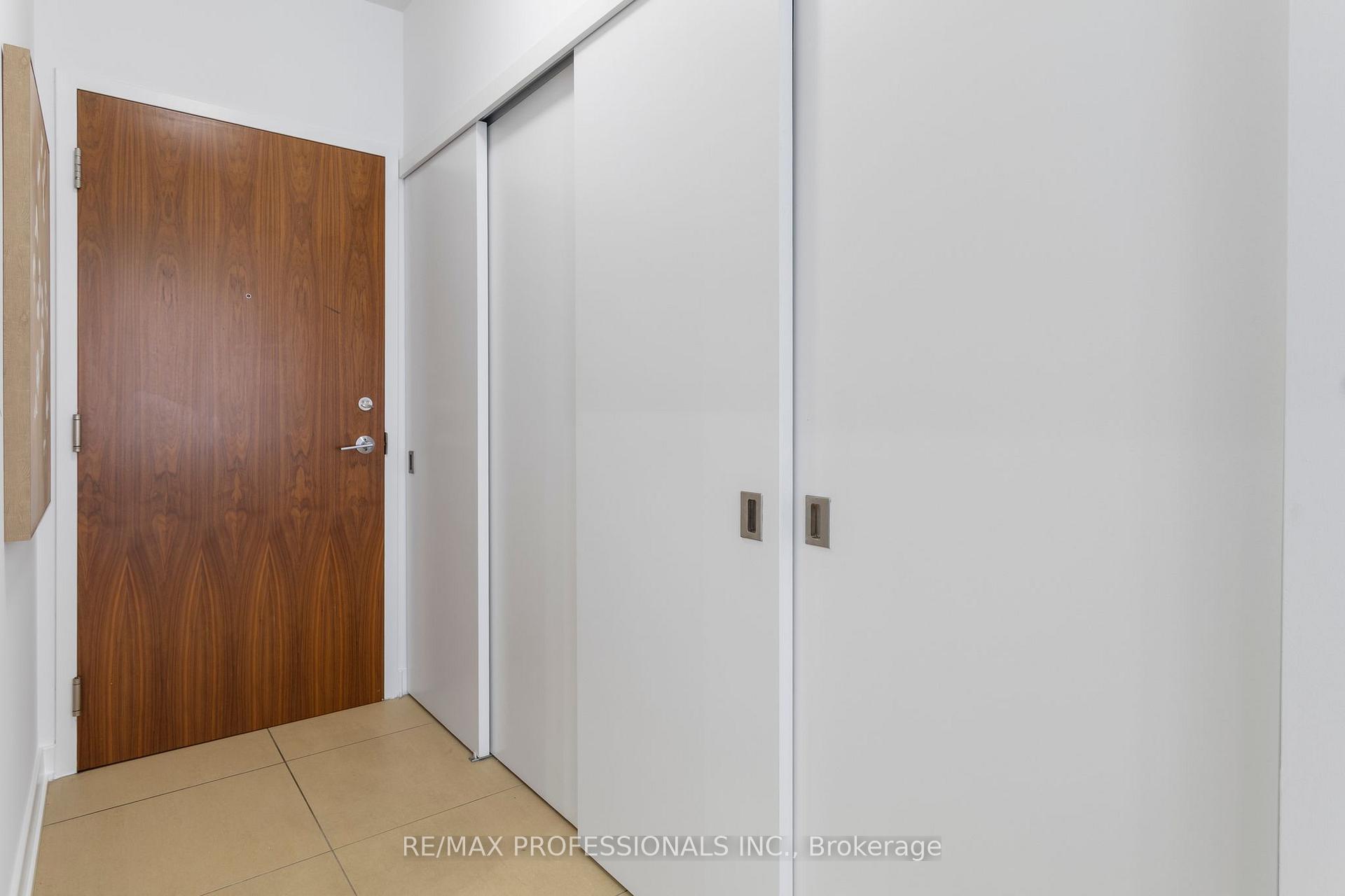 Photo 8 of Unit 422, 3 Market Street, Toronto, Waterfront Communities — HOMEH