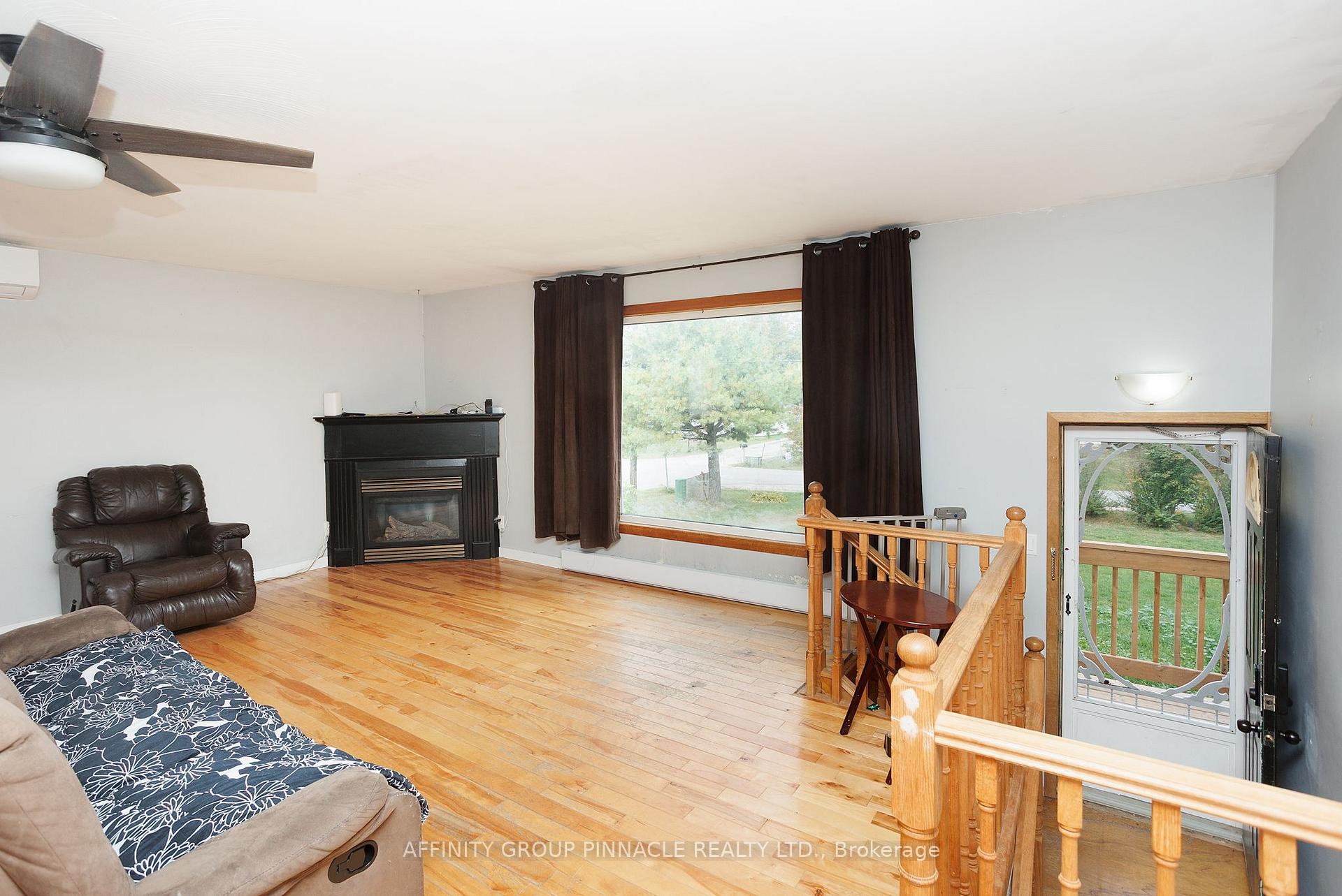 Photo 5 of 24 Oakwood Drive, Kawartha Lakes, Verulam — HOMEH