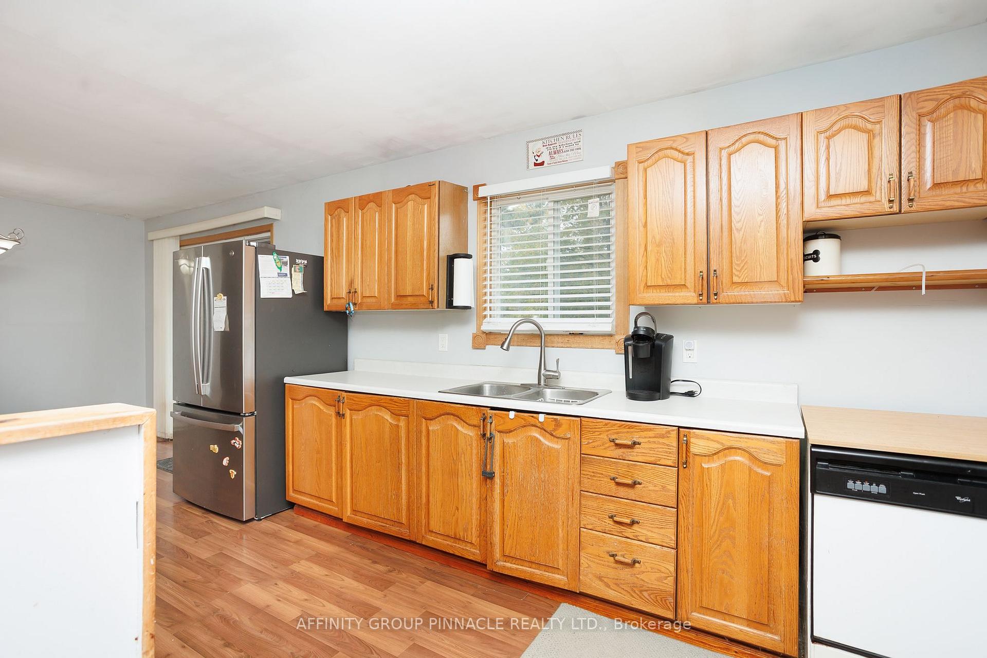 Photo 8 of 24 Oakwood Drive, Kawartha Lakes, Verulam — HOMEH