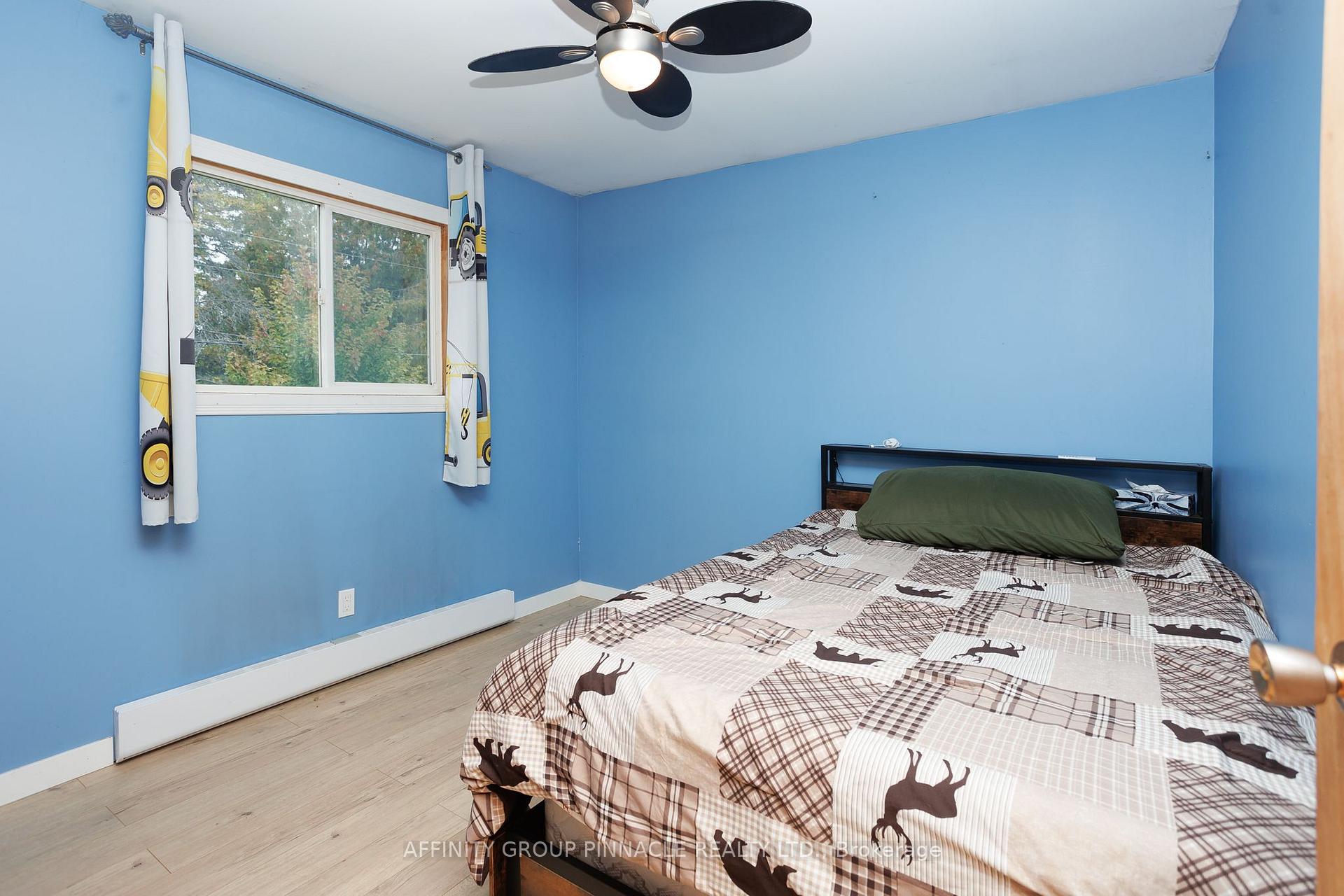 Photo 14 of 24 Oakwood Drive, Kawartha Lakes, Verulam — HOMEH