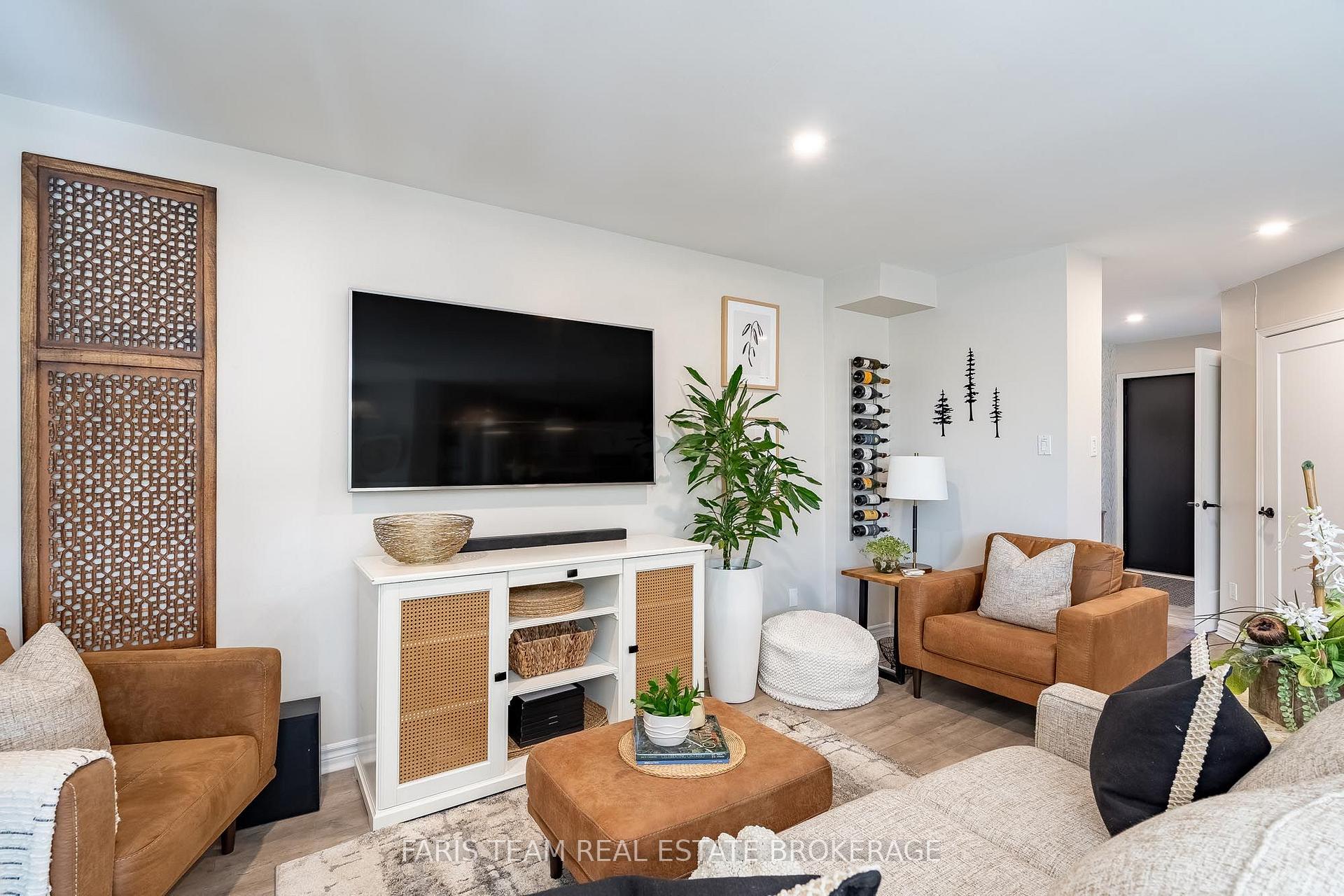 Photo 16 of Unit 59, 145 Fairway Crescent, Collingwood — HOMEH