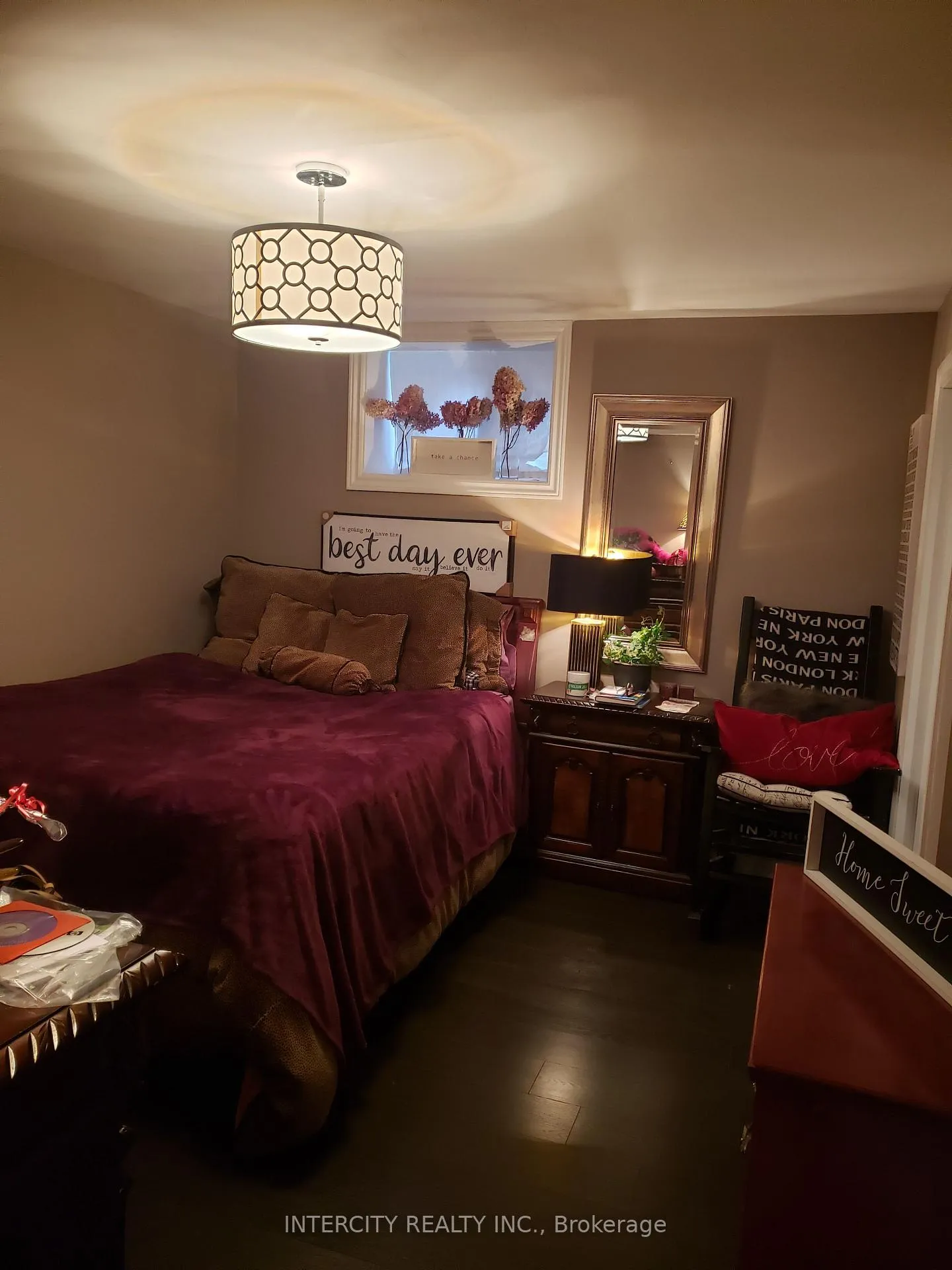 Photo 11 of 59 Alysha Way, Vaughan, Patterson — HOMEH