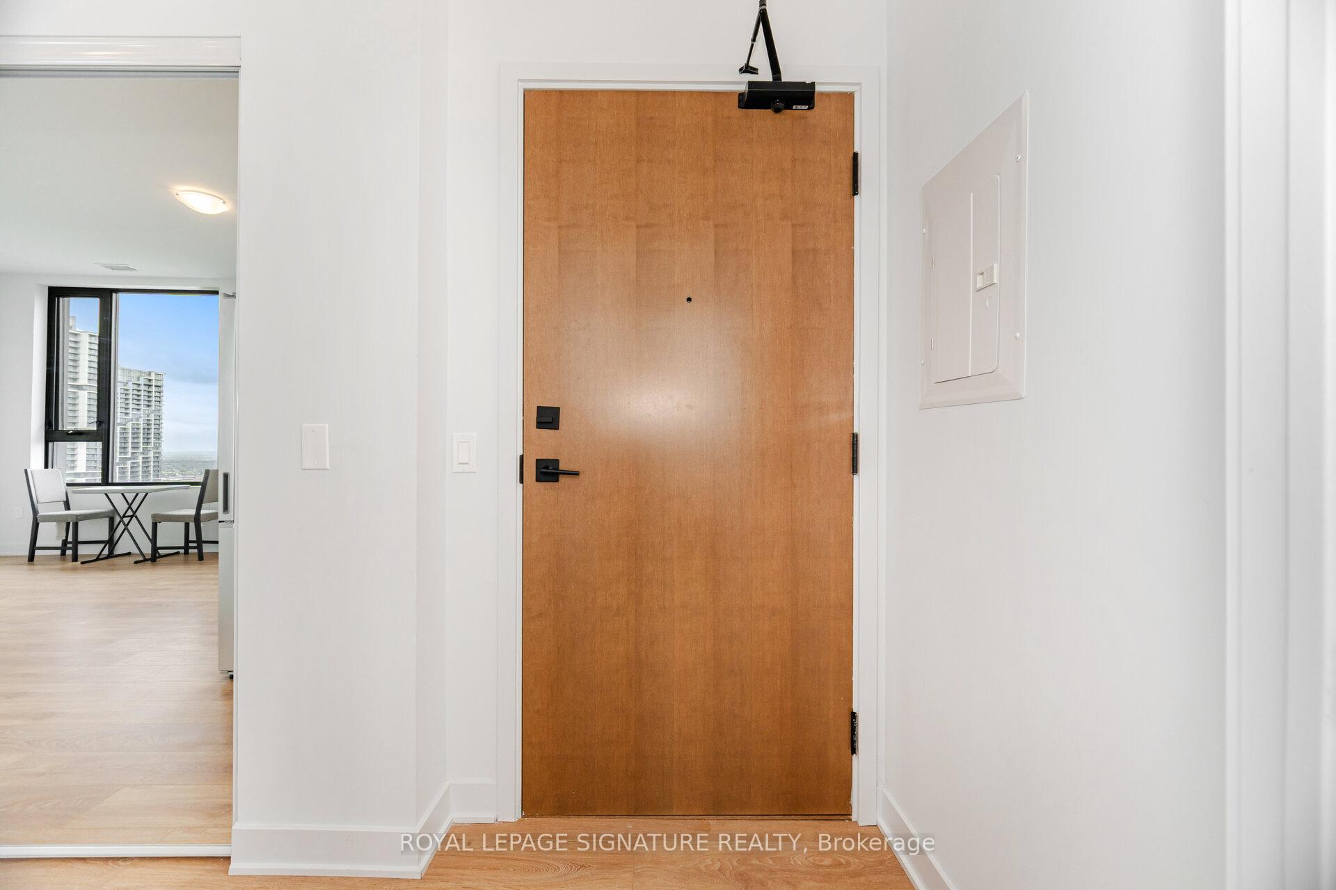 Photo 5 of Unit 3304, 2920 Highway 7 Road, Vaughan, Concord — HOMEH