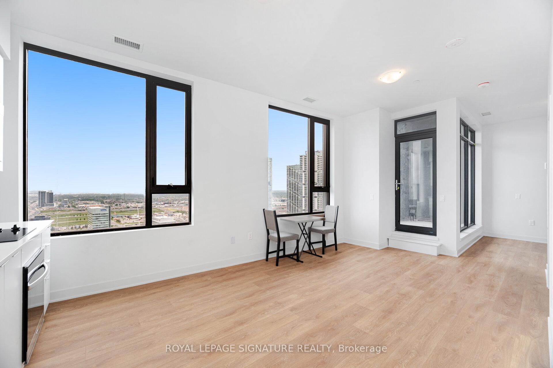 Photo 10 of Unit 3304, 2920 Highway 7 Road, Vaughan, Concord — HOMEH