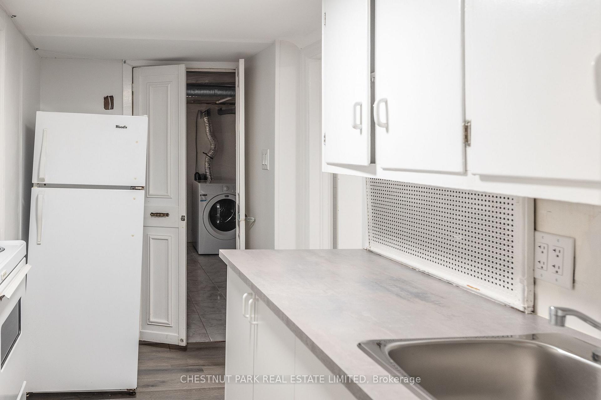 Photo 18 of 101 Southvale Drive, Toronto, Leaside — HOMEH