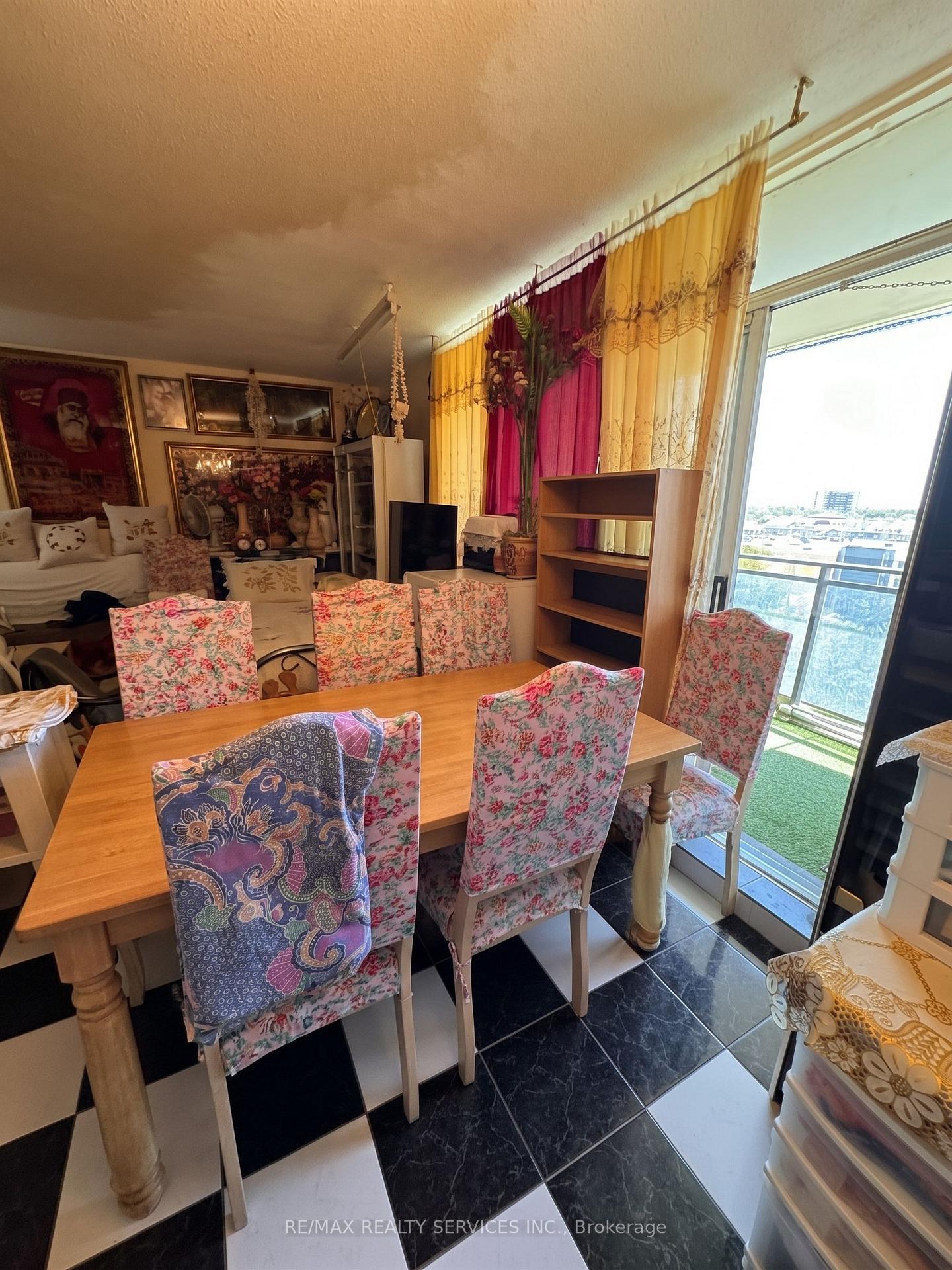 Photo 10 of Unit 501, 60 Stevenson Road, Etobicoke, Mount Olive-Silverstone-Jamestown — HOMEH