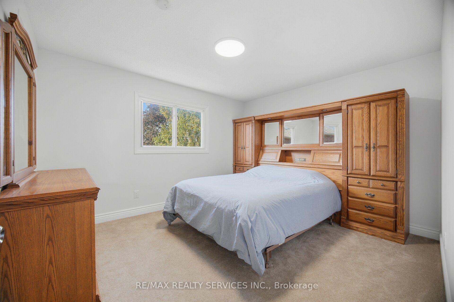 Photo 39 of 28 Corkett Drive, Brampton, Northwood Park — HOMEH