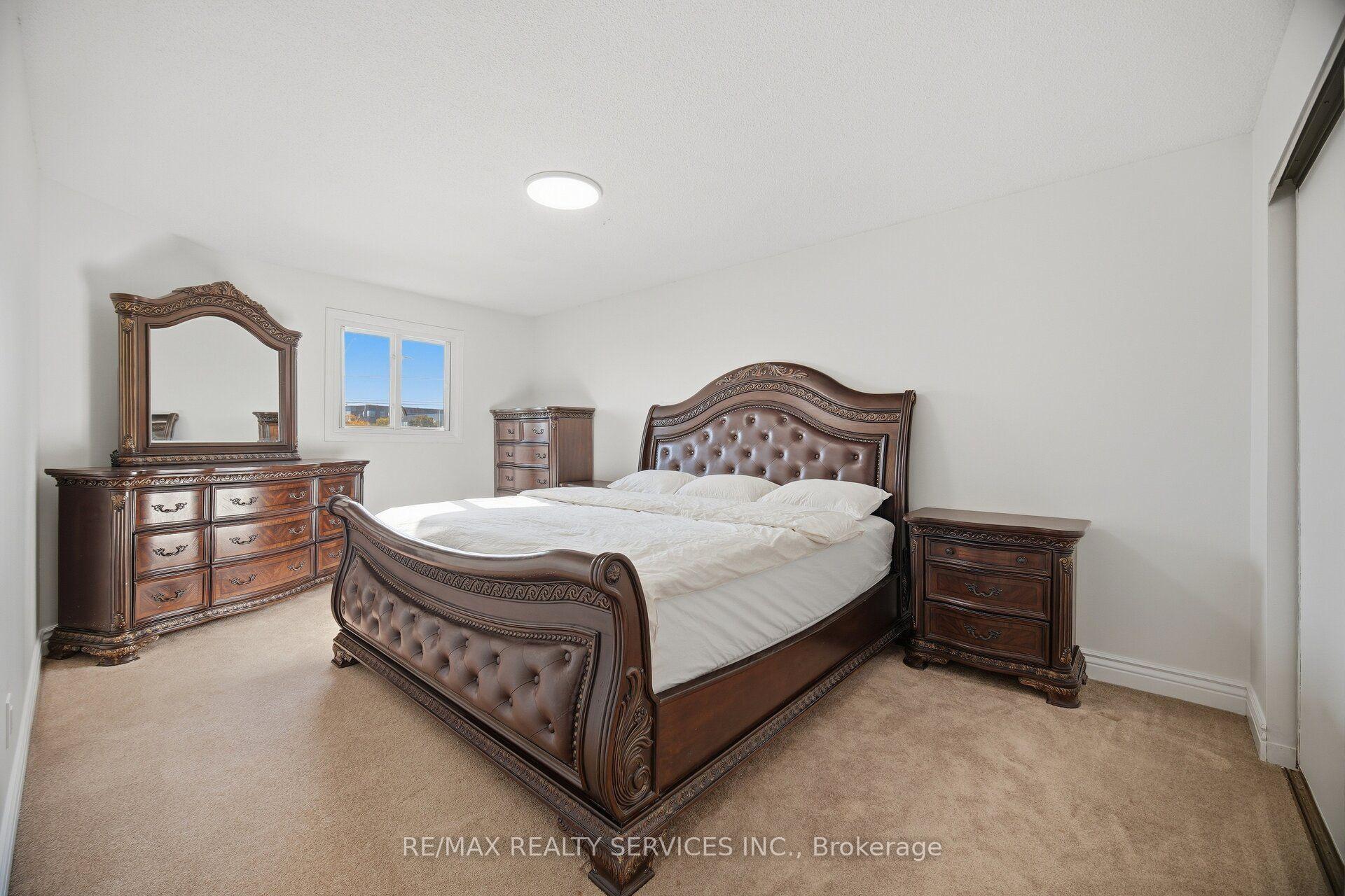Photo 41 of 28 Corkett Drive, Brampton, Northwood Park — HOMEH