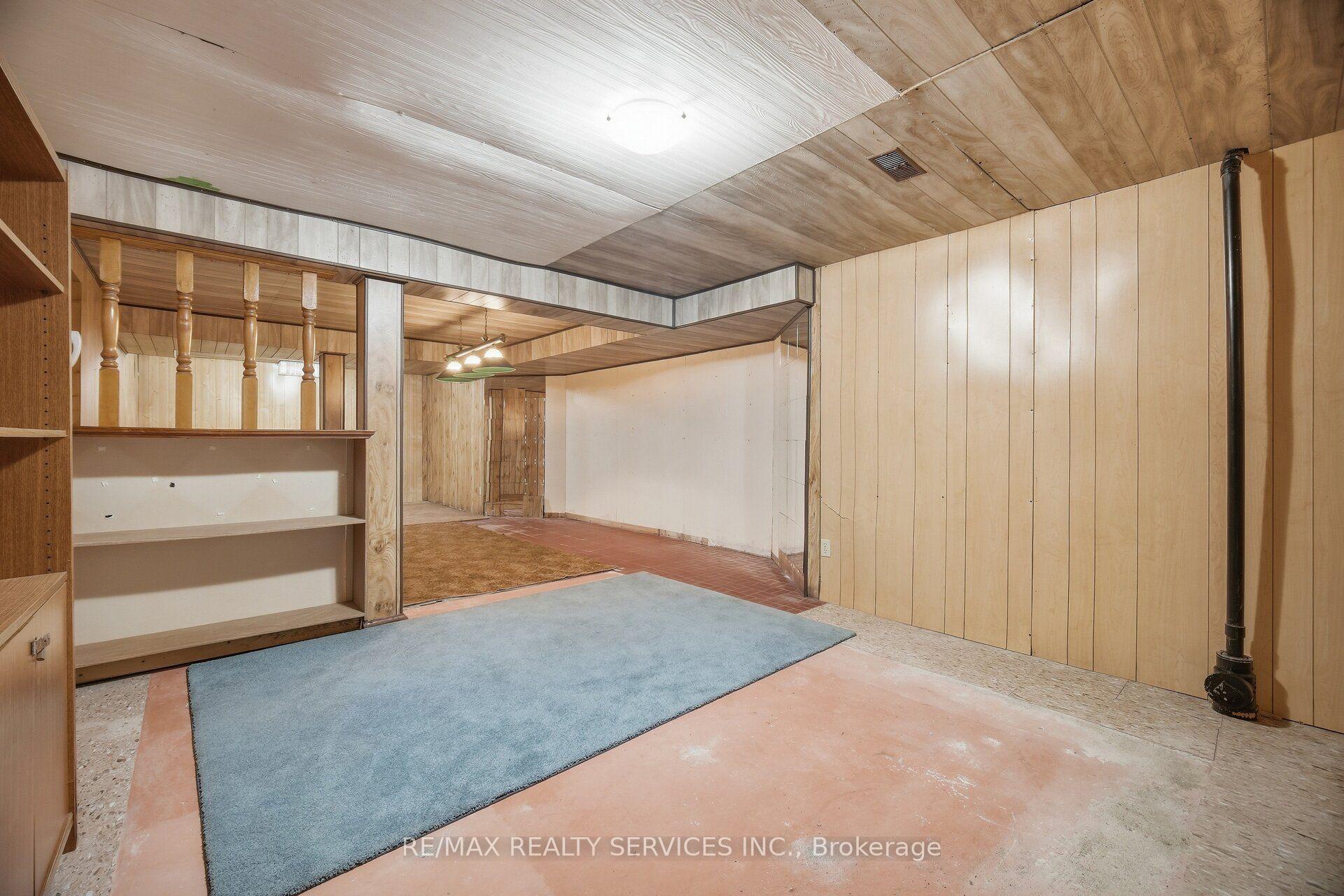 Photo 57 of 28 Corkett Drive, Brampton, Northwood Park — HOMEH