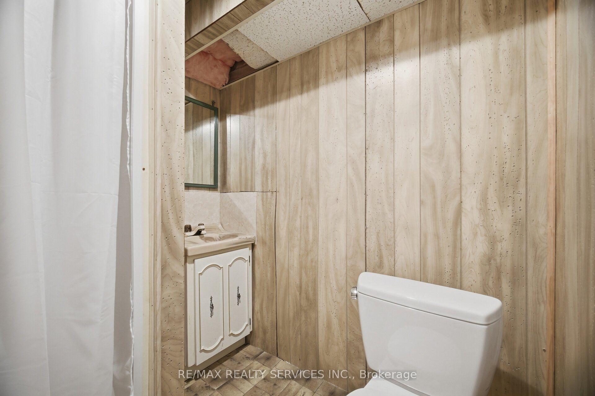 Photo 50 of 28 Corkett Drive, Brampton, Northwood Park — HOMEH