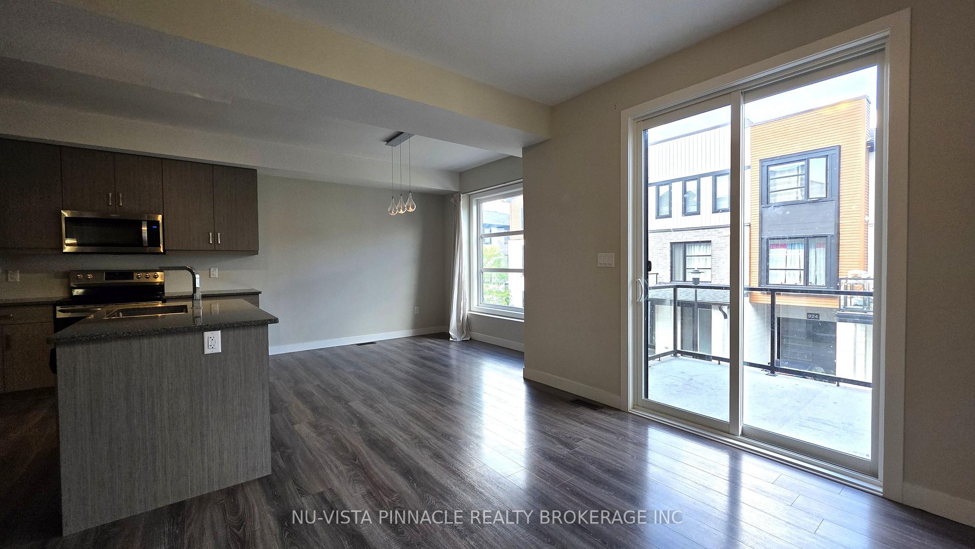 Photo 11 of 923 Georgetown Drive, London, North M — HOMEH